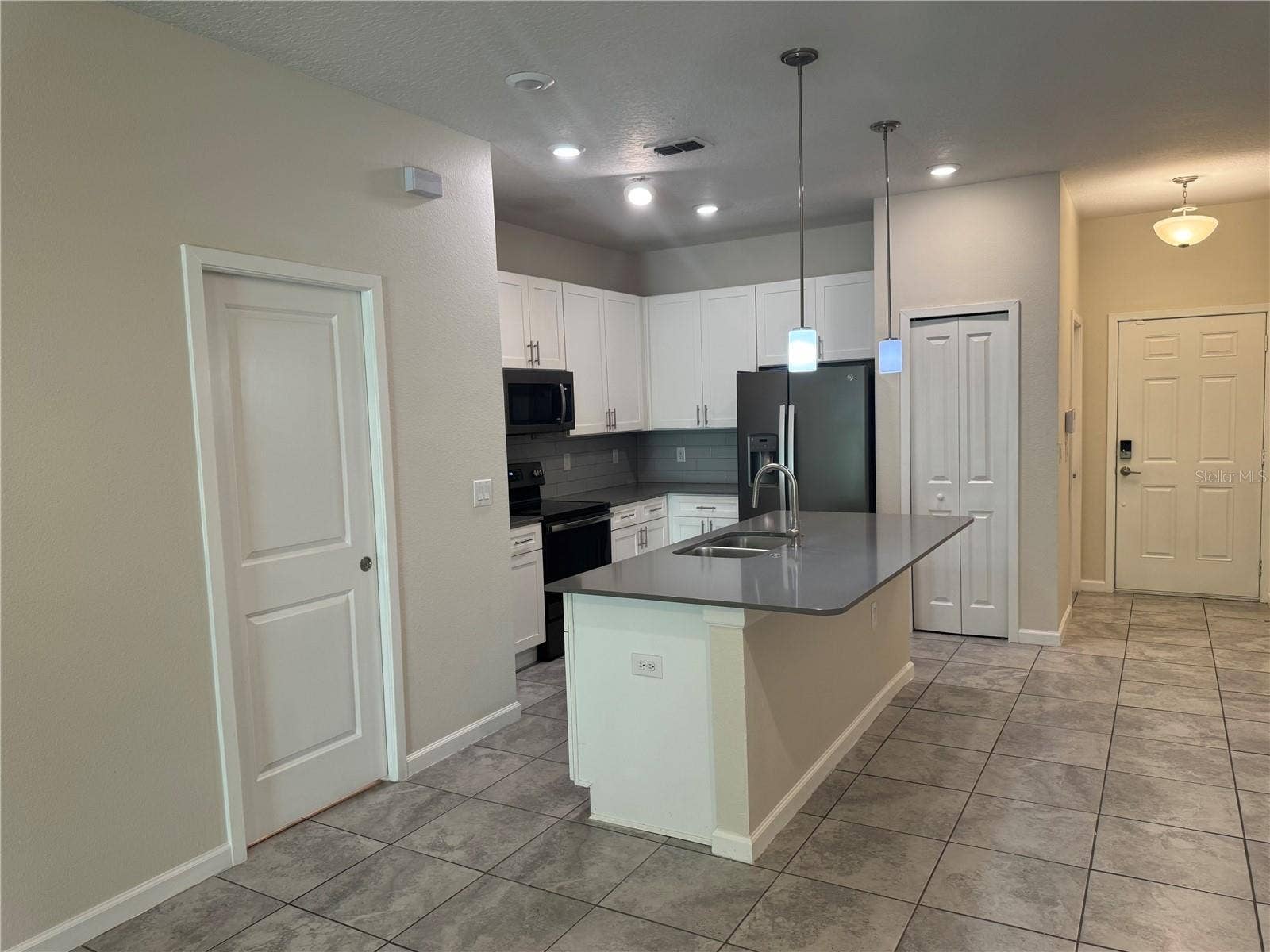 9974 RED EAGLE DRIVE, Orlando, FL 32825