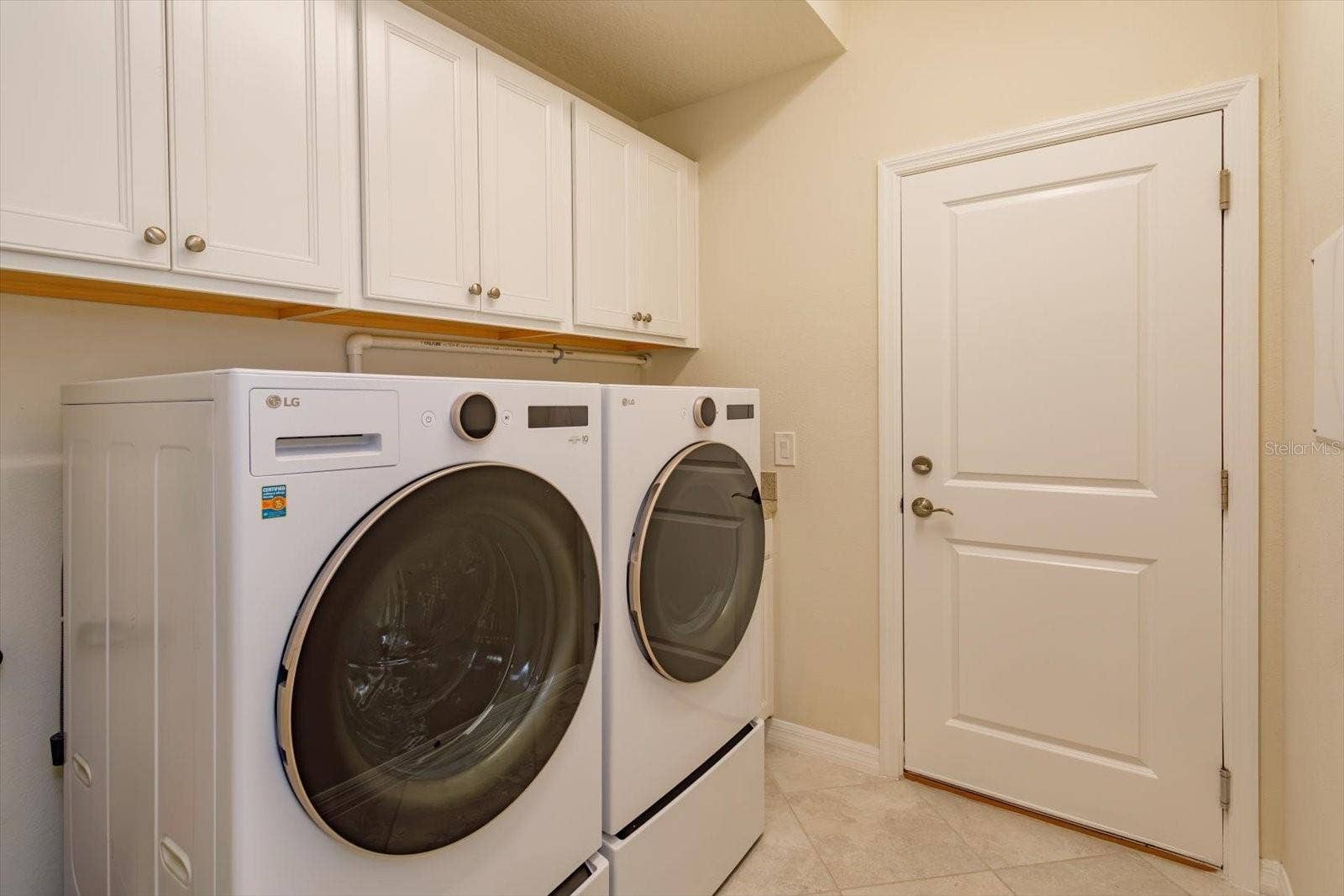 1454 EL CONTE DR, Champions Gate, FL 33896 Washer/Dryer/Utility Room