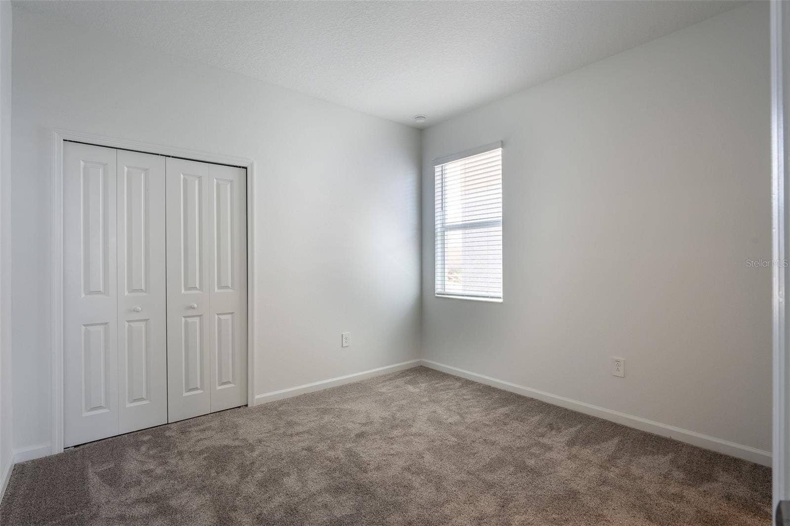 2015 PUNCH BOWL AVENUE, Davenport, FL 33837 2015 PUNCH BOWL AVENUE, Davenport, FL 33837