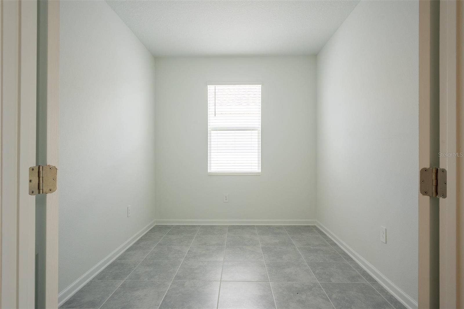 2015 PUNCH BOWL AVENUE, Davenport, FL 33837 2015 PUNCH BOWL AVENUE, Davenport, FL 33837