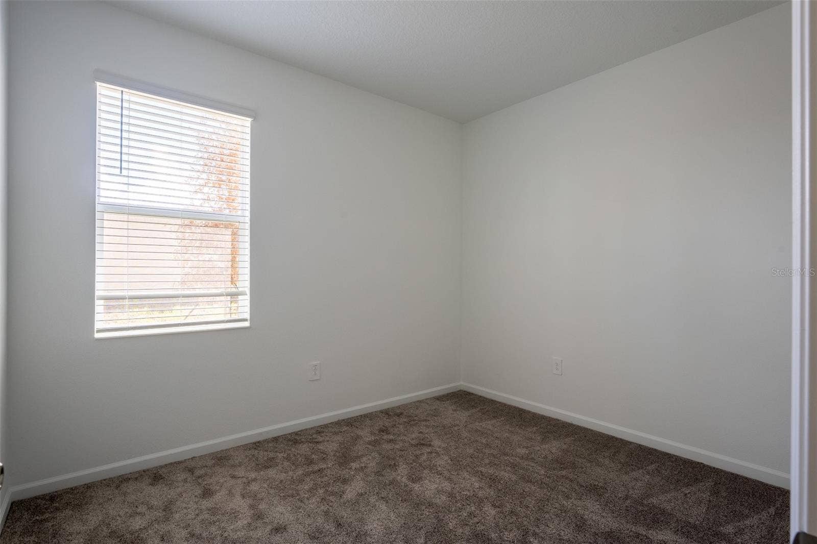 2015 PUNCH BOWL AVENUE, Davenport, FL 33837 2015 PUNCH BOWL AVENUE, Davenport, FL 33837