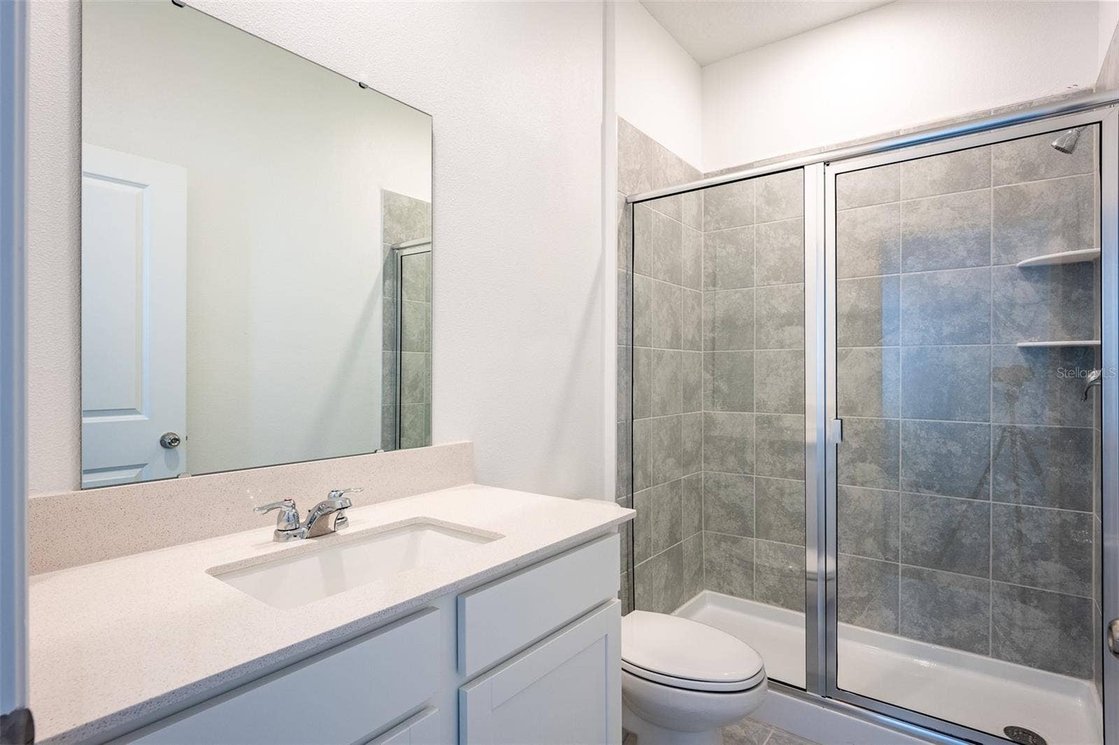2015 PUNCH BOWL AVENUE, Davenport, FL 33837 2015 PUNCH BOWL AVENUE, Davenport, FL 33837