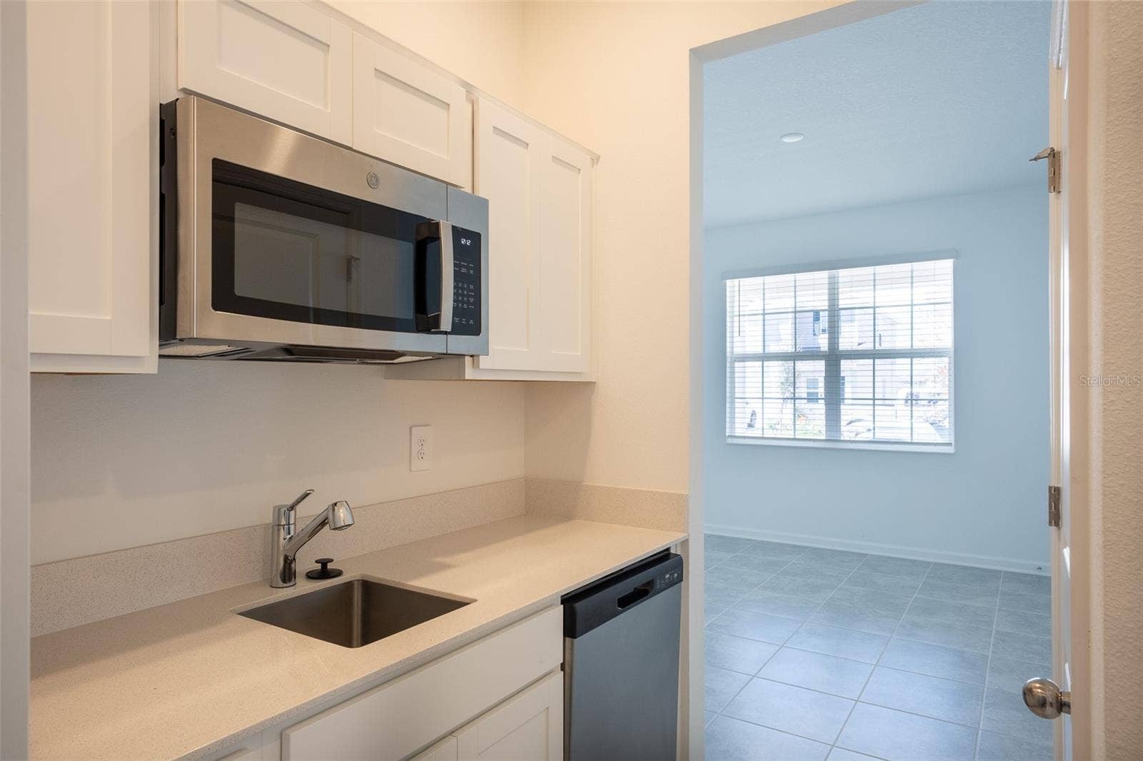 2015 PUNCH BOWL AVENUE, Davenport, FL 33837 2015 PUNCH BOWL AVENUE, Davenport, FL 33837