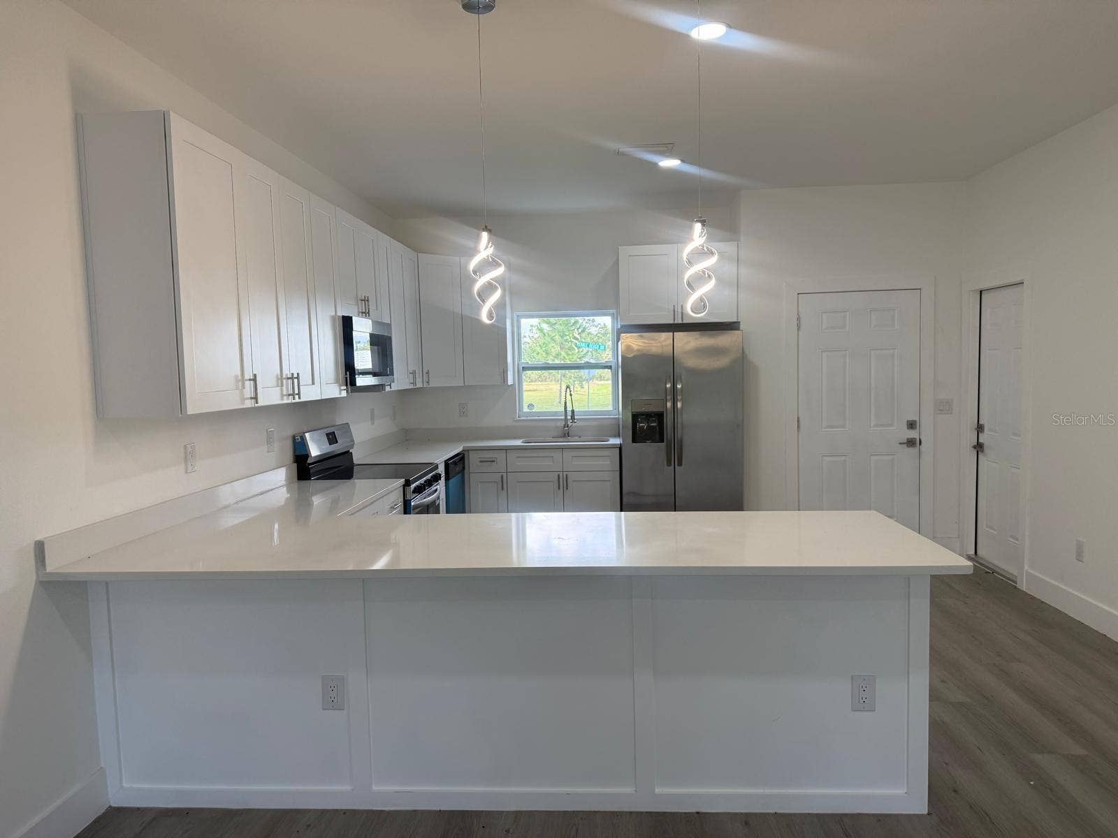5301 - 5303 PEBBLE BEACH DRIVE, Sebring, FL 33872 5301 - 5303 PEBBLE BEACH DRIVE, Sebring, FL 33872