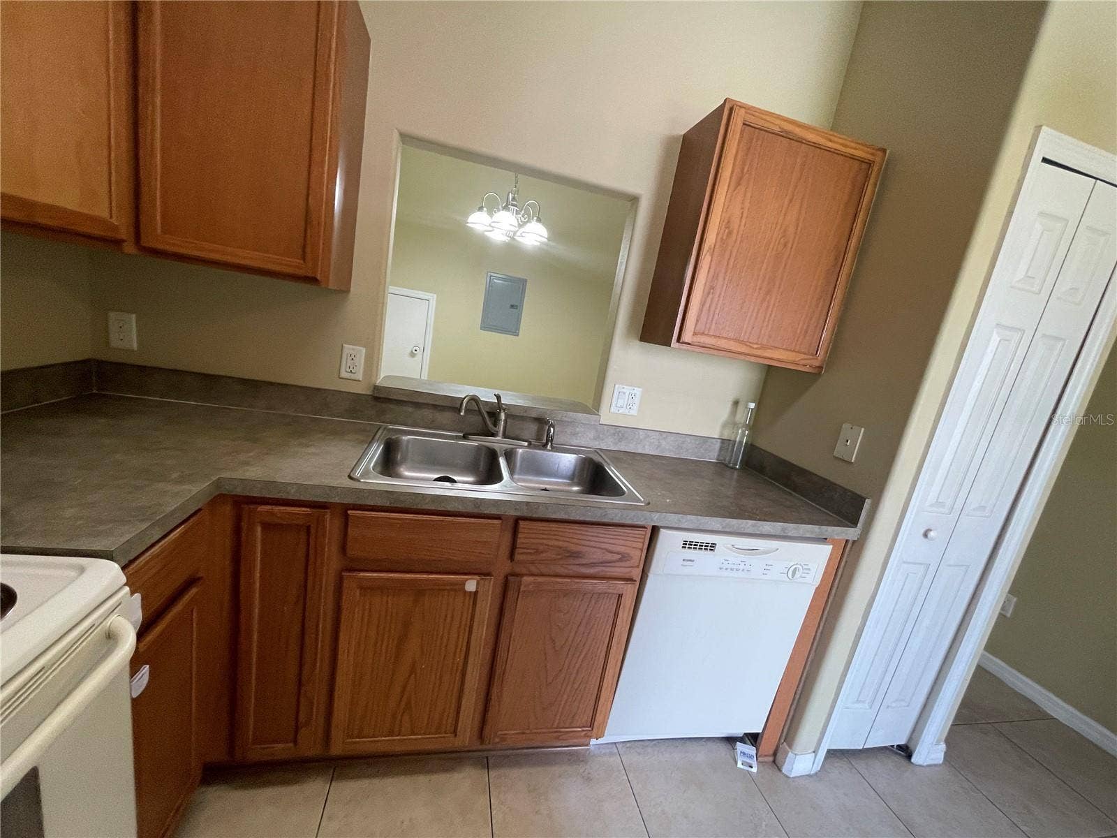 6007 SCOTCHWOOD GLEN, #32, Orlando, FL 32822