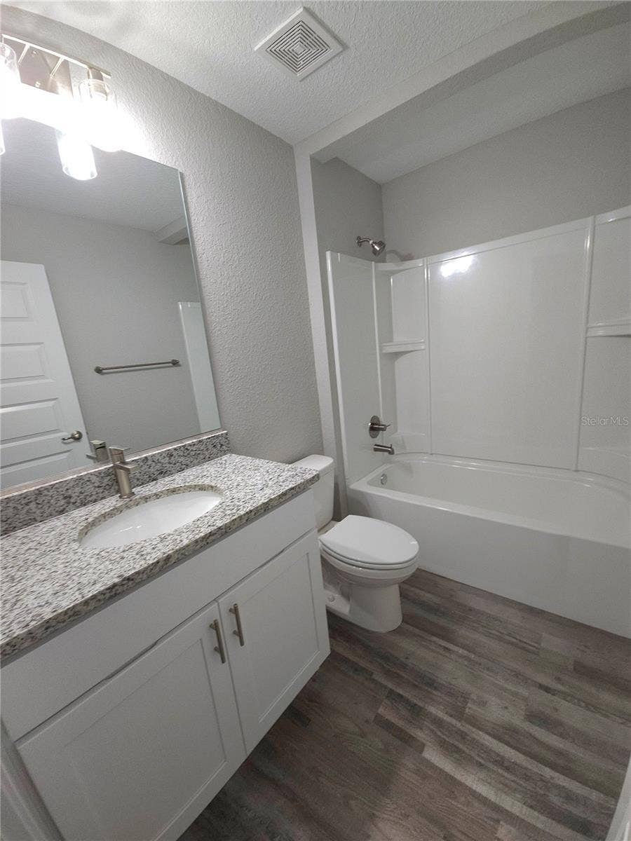 10 PINE RADIAL, Ocala, FL 34472