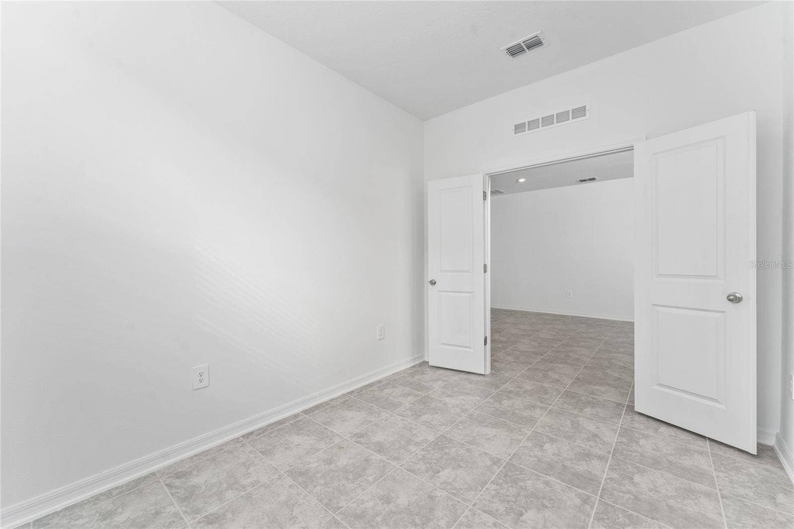 1167 TYLER LOOP, Winter Haven, FL 33884 1167 TYLER LOOP, Winter Haven, FL 33884