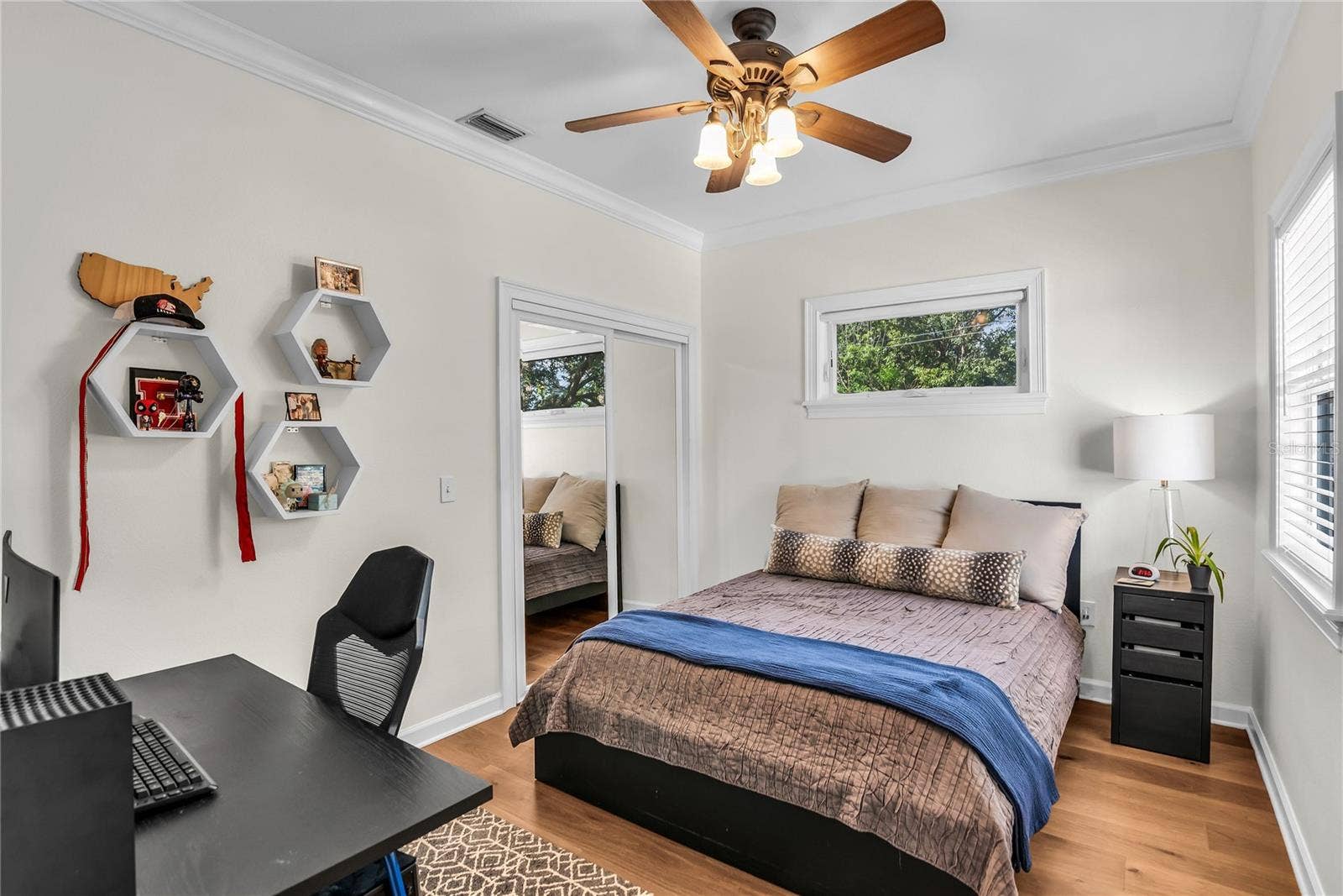 BEDROOM #4