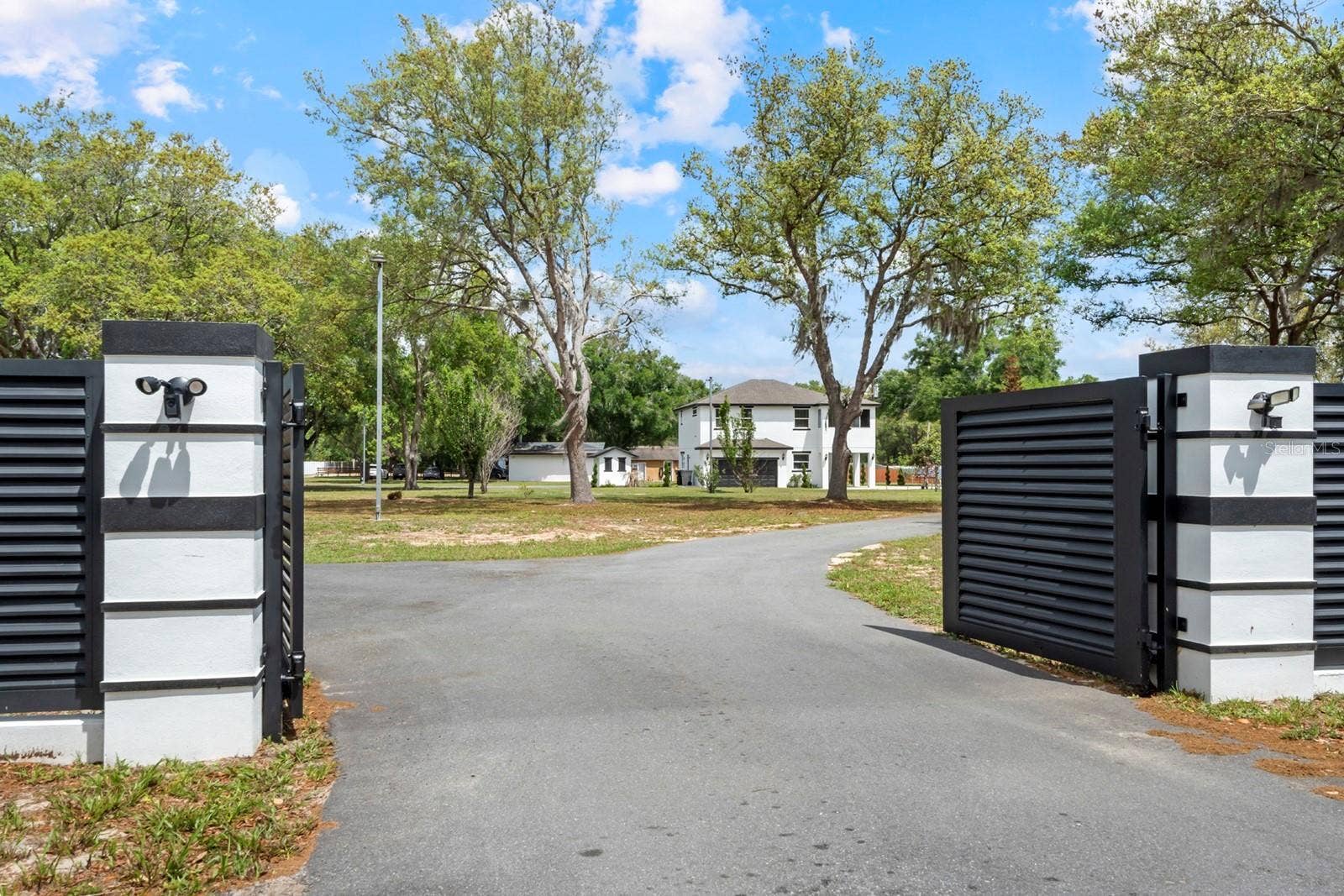 2509 APPY LANE, Apopka, FL 32712 2509 APPY LANE, Apopka, FL 32712
