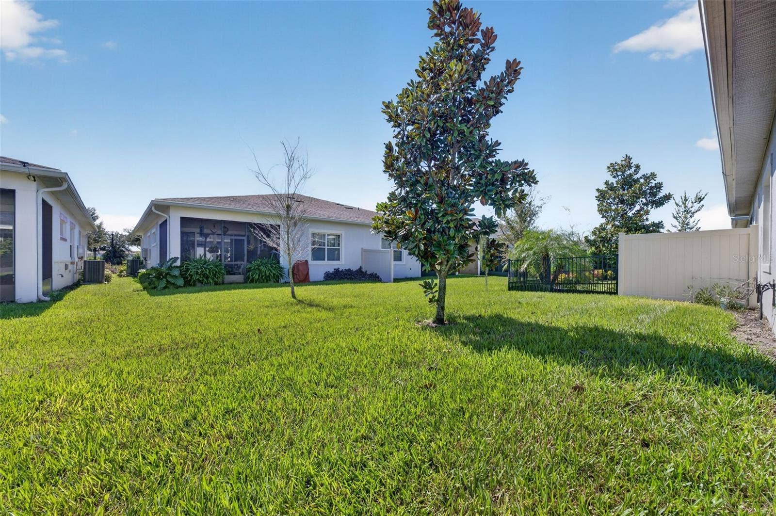 2557 YELLOW BRICK ROAD, St Cloud, FL 34772