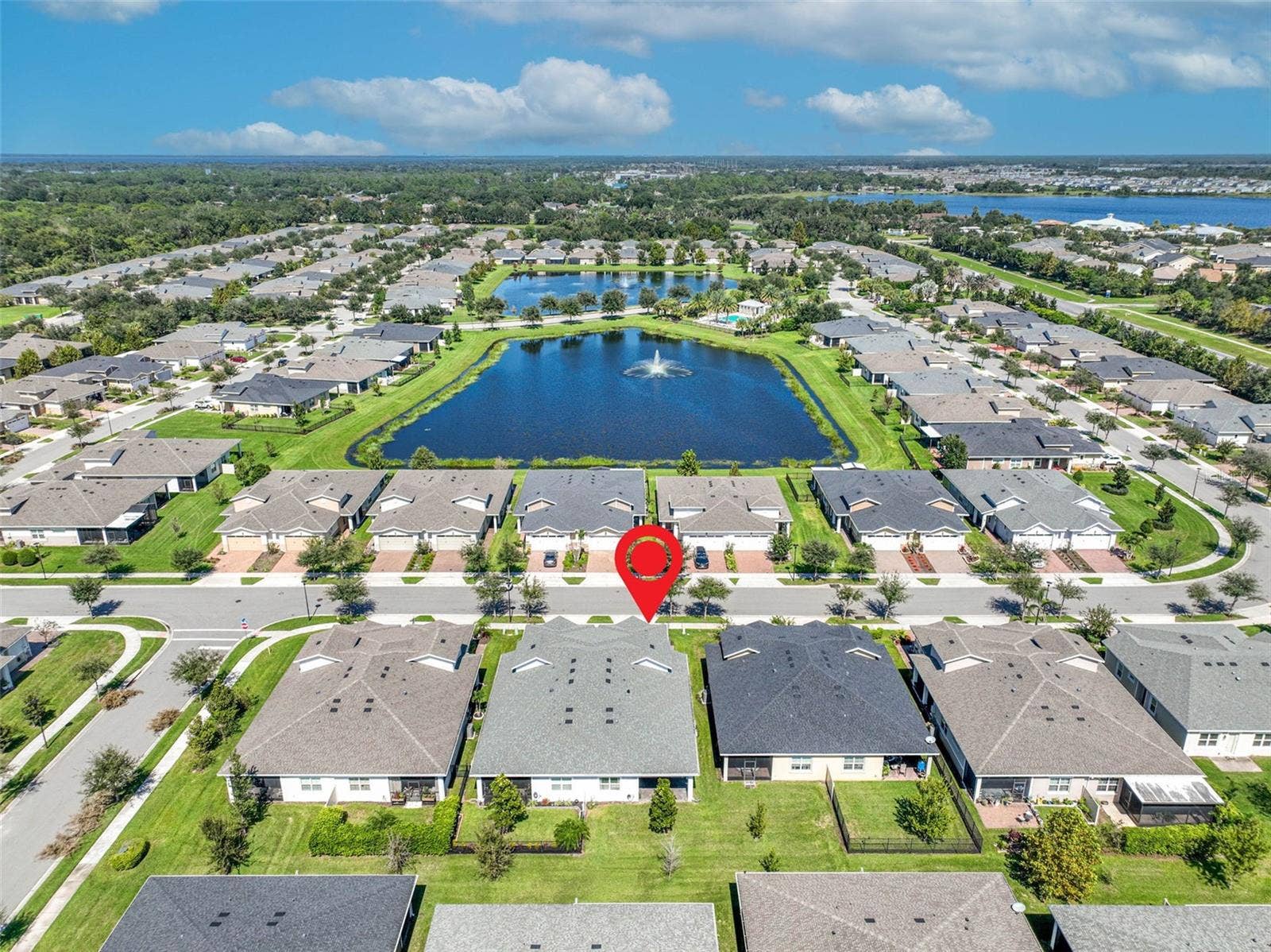 2557 YELLOW BRICK ROAD, St Cloud, FL 34772