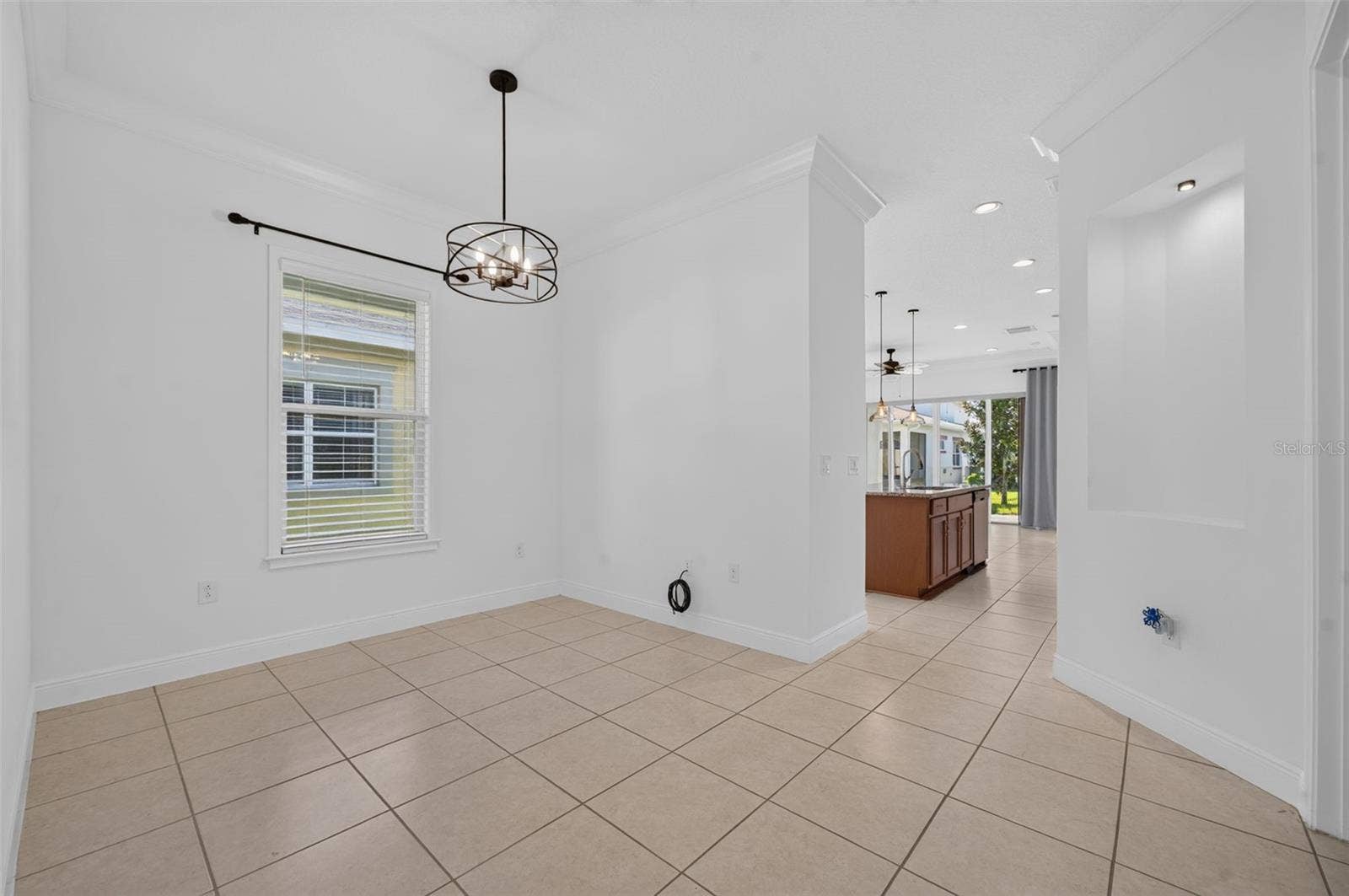 2557 YELLOW BRICK ROAD, St Cloud, FL 34772