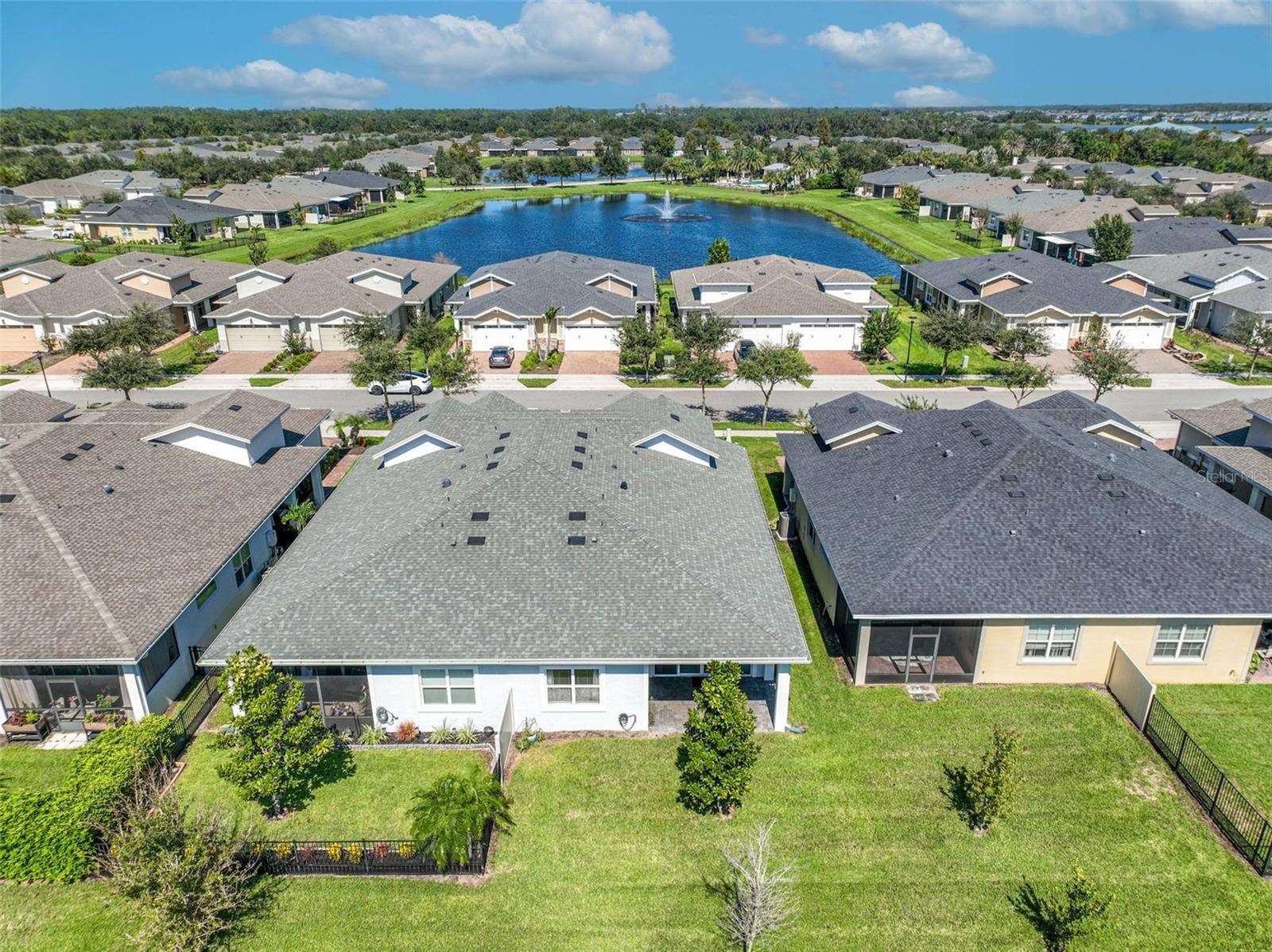 2557 YELLOW BRICK ROAD, St Cloud, FL 34772