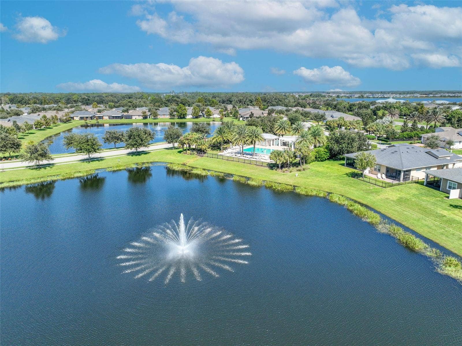 2557 YELLOW BRICK ROAD, St Cloud, FL 34772