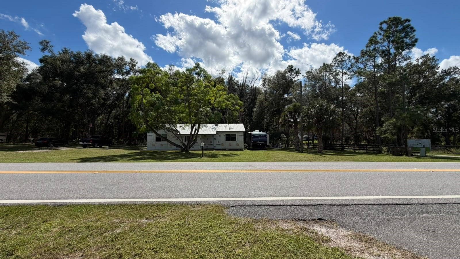 Eustis, FL 32736 Front view