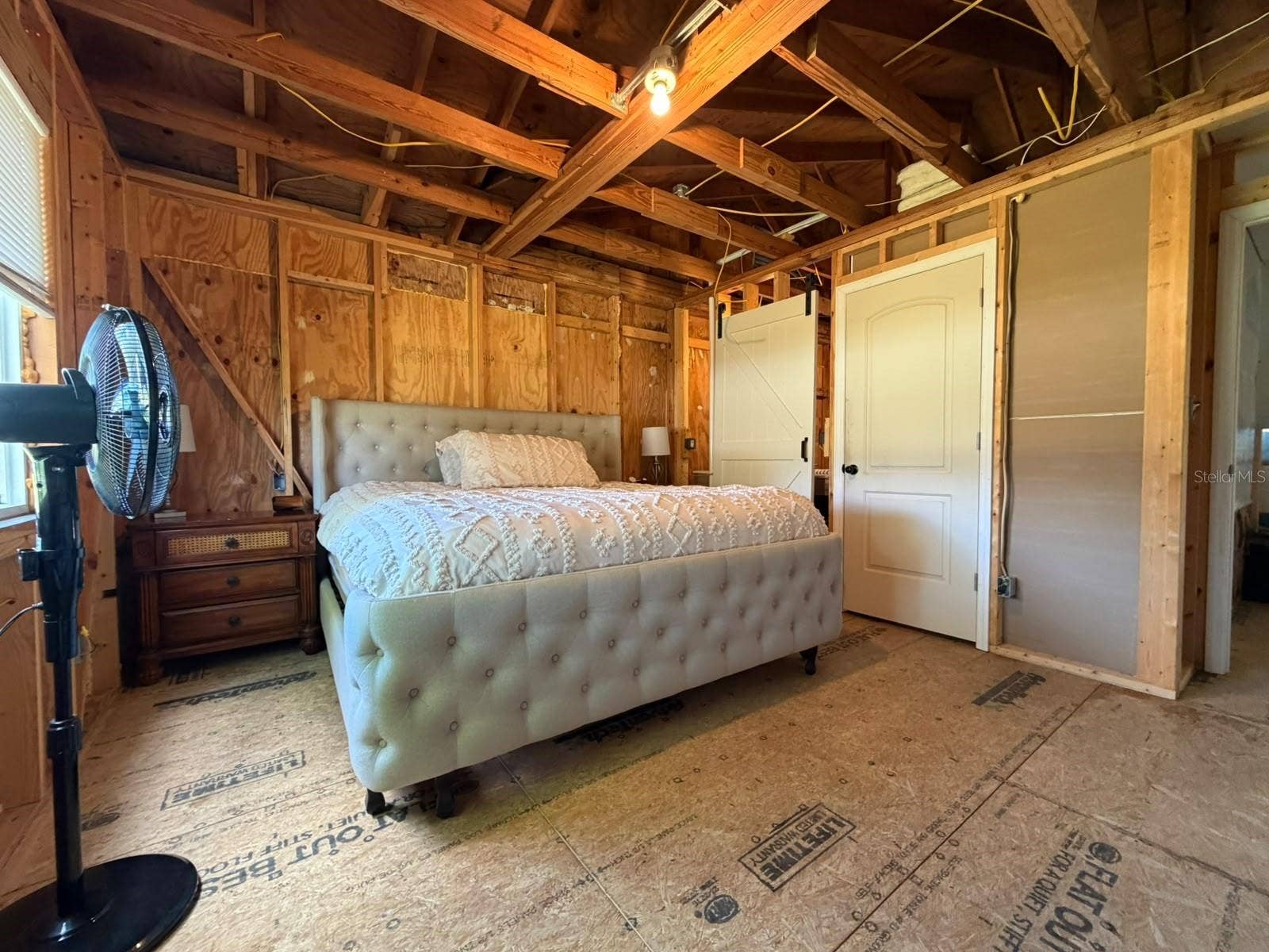 Eustis, FL 32736 Bedroom