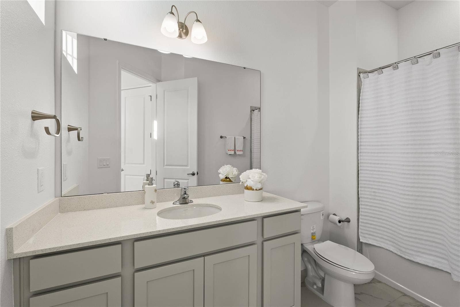 16143 BARKLY RIDGE COURT, Winter Garden, FL 34787 Bathroom 4 / second floor