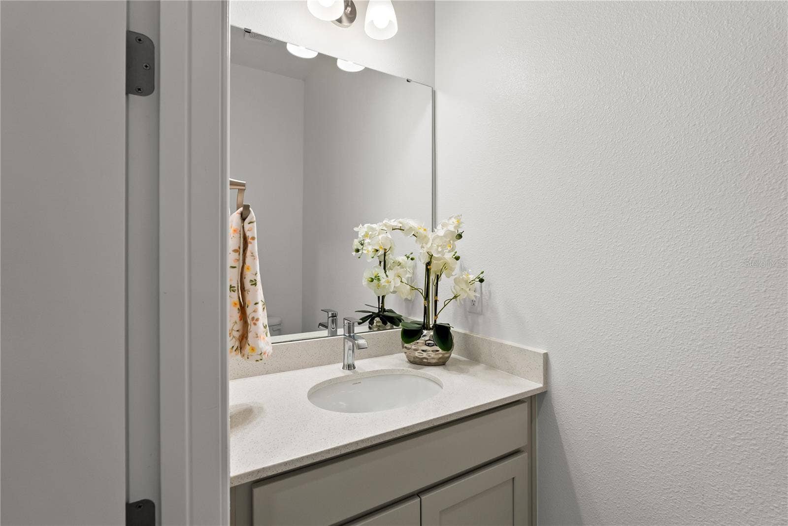 16143 BARKLY RIDGE COURT, Winter Garden, FL 34787 Second Half Bath / second floor