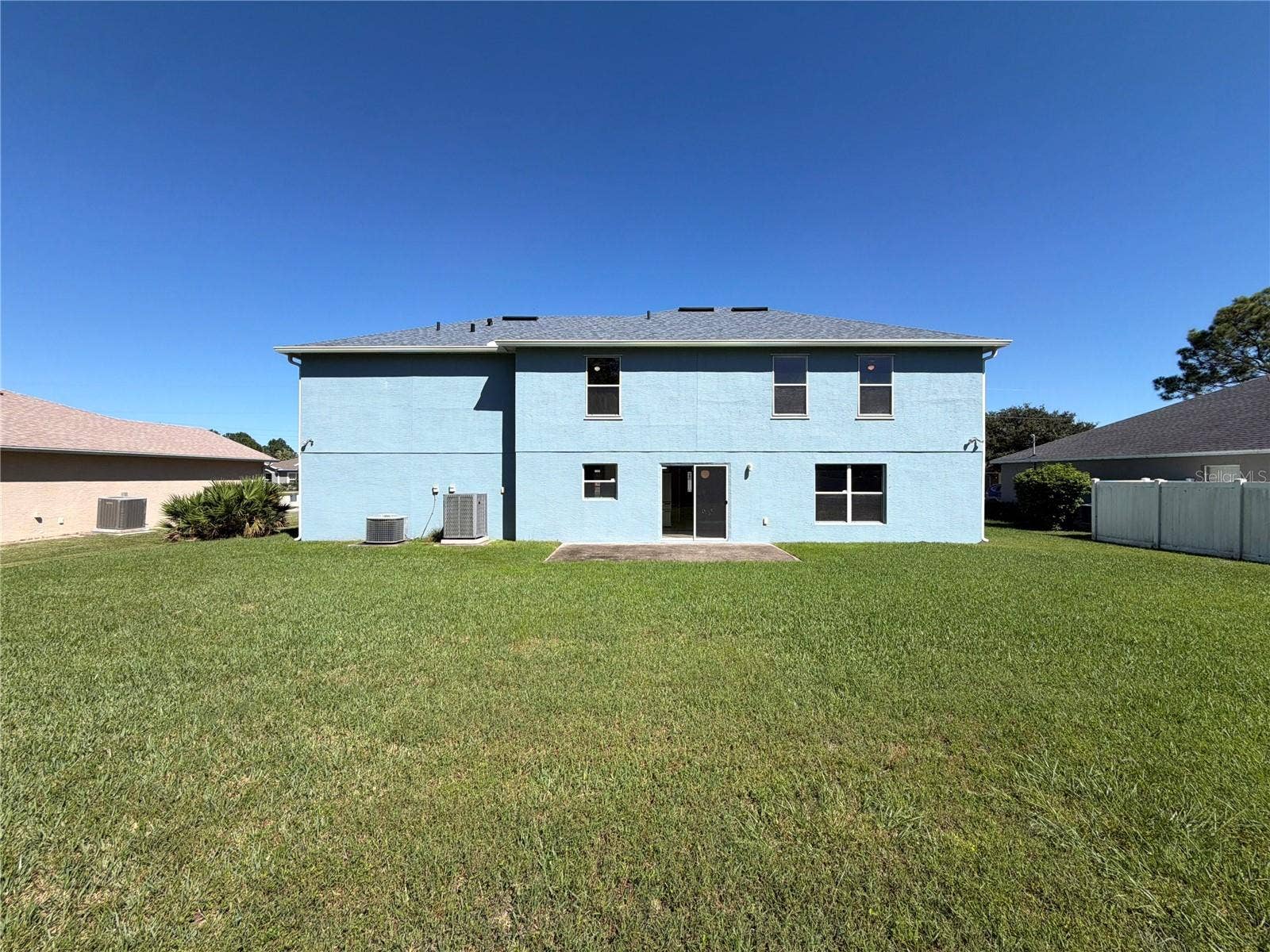 10 FREELAND LANE, Palm Coast, FL 32137