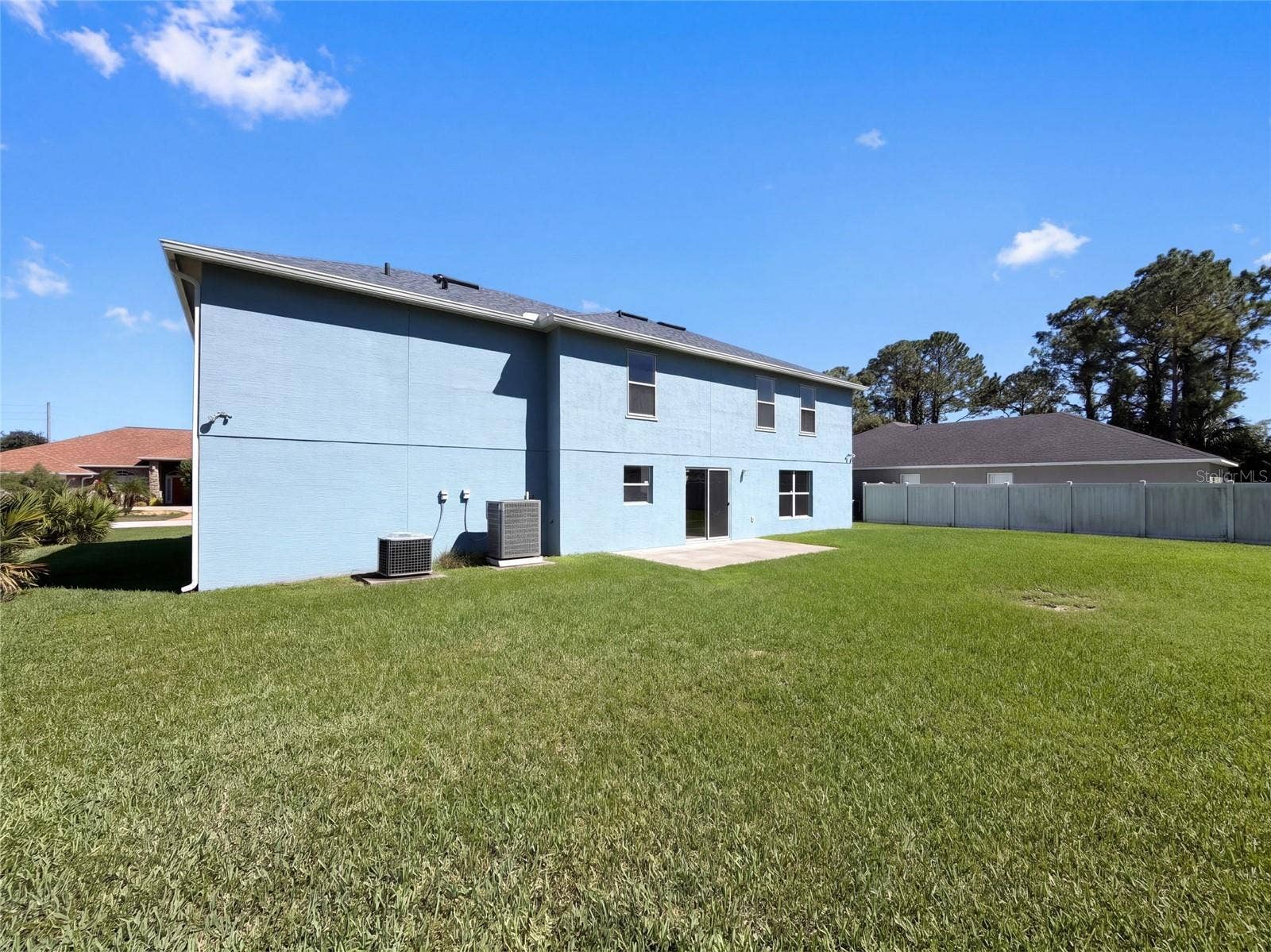 10 FREELAND LANE, Palm Coast, FL 32137