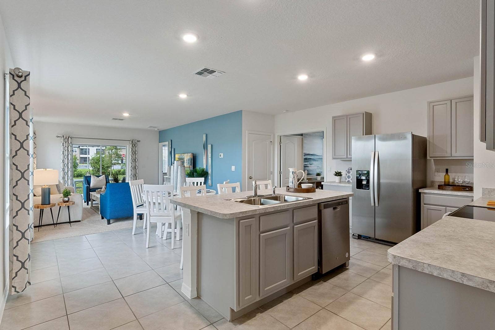 2503 AVALON PARK BOULEVARD, Tavares, FL 32778 2503 AVALON PARK BOULEVARD, Tavares, FL 32778
