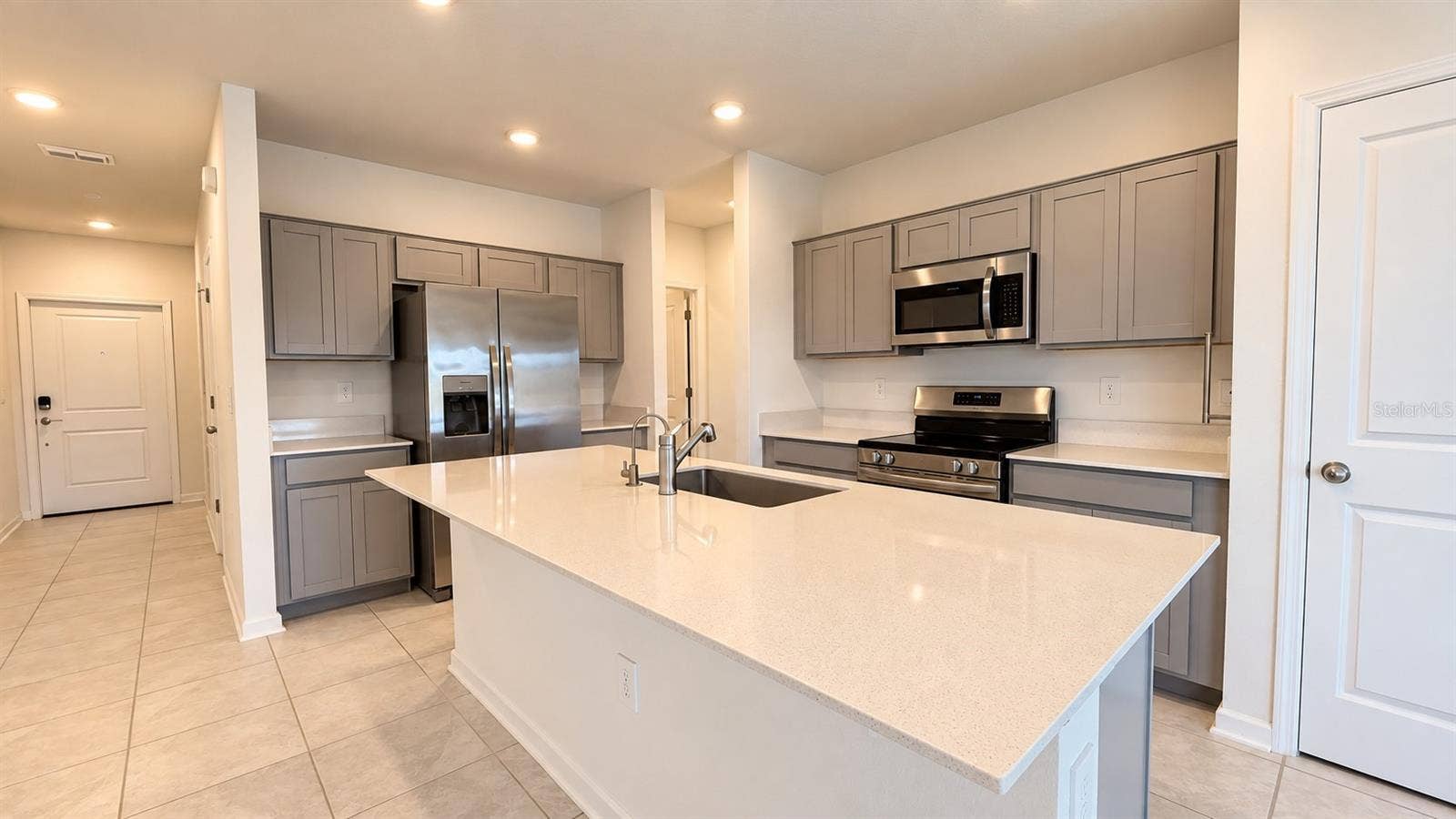 668 REGGIE ROAD, Winter Haven, FL 33884 668 REGGIE ROAD, Winter Haven, FL 33884