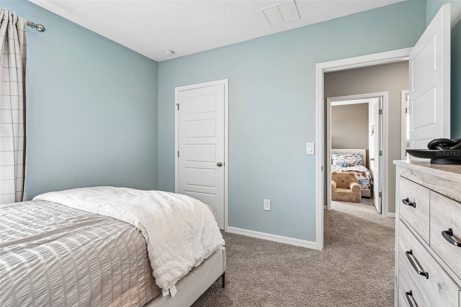 4925 KATRINA DRIVE, Haines City, FL 33844
