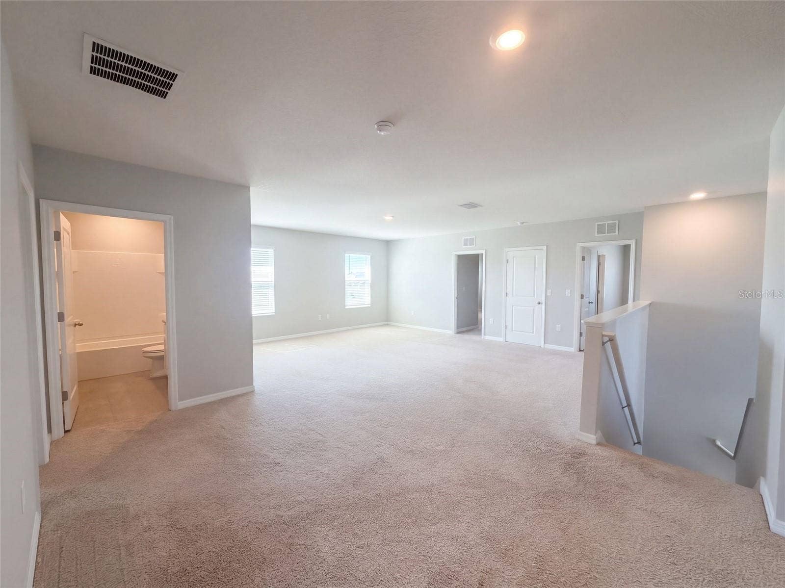585 BARRIER REEF STREET, Ruskin, FL 33570