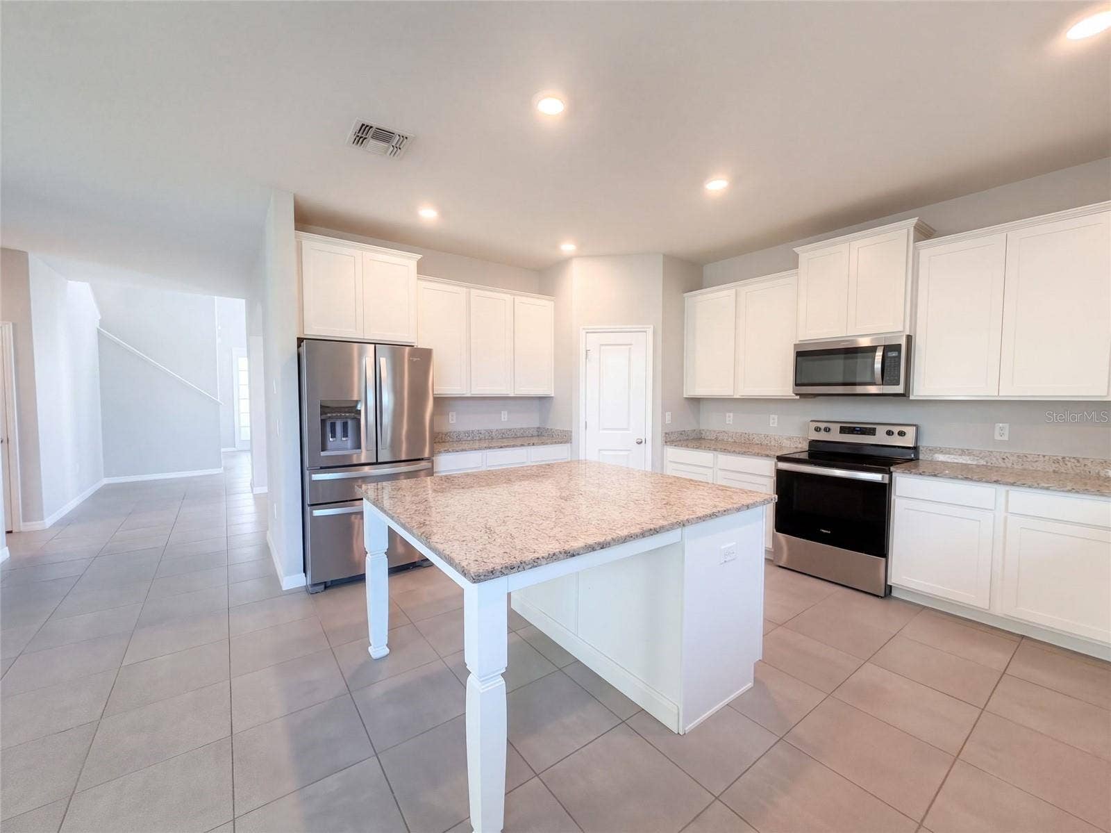 585 BARRIER REEF STREET, Ruskin, FL 33570
