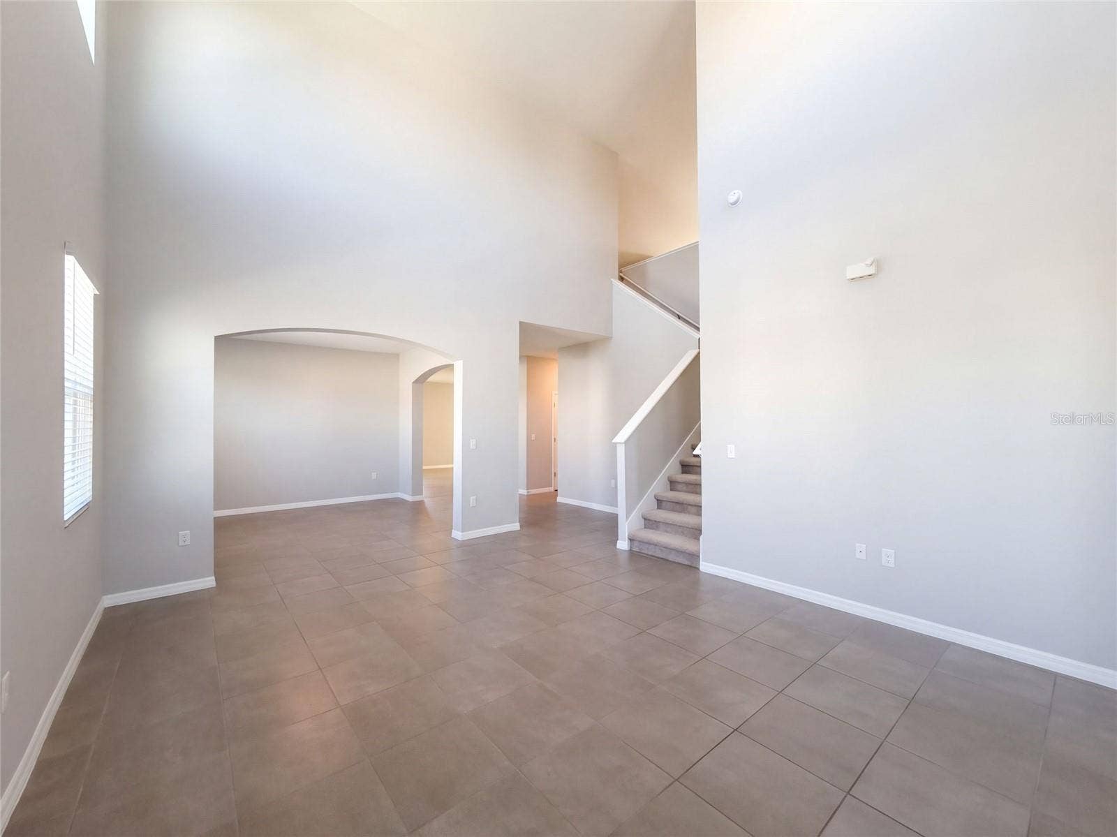 585 BARRIER REEF STREET, Ruskin, FL 33570