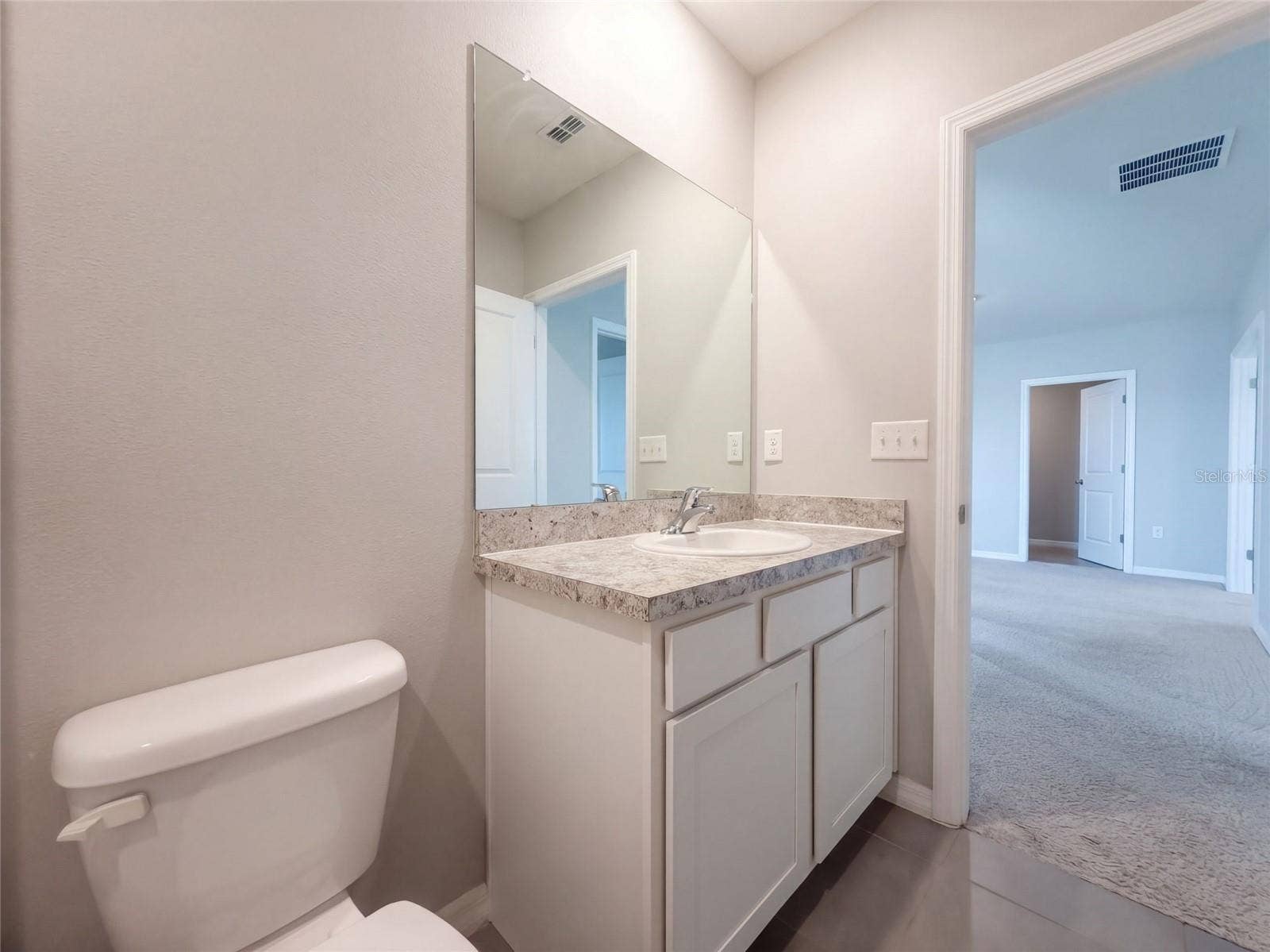 585 BARRIER REEF STREET, Ruskin, FL 33570