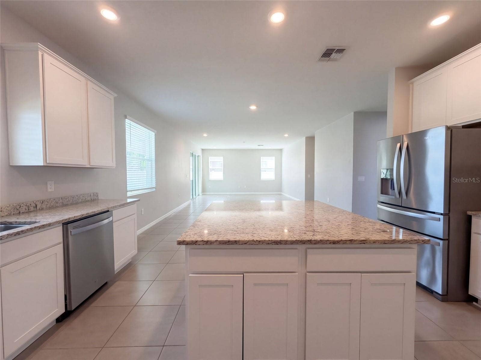 585 BARRIER REEF STREET, Ruskin, FL 33570