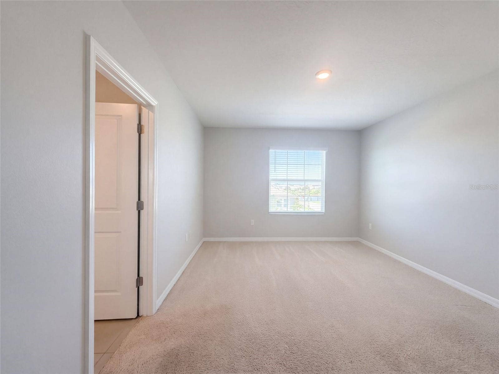 585 BARRIER REEF STREET, Ruskin, FL 33570