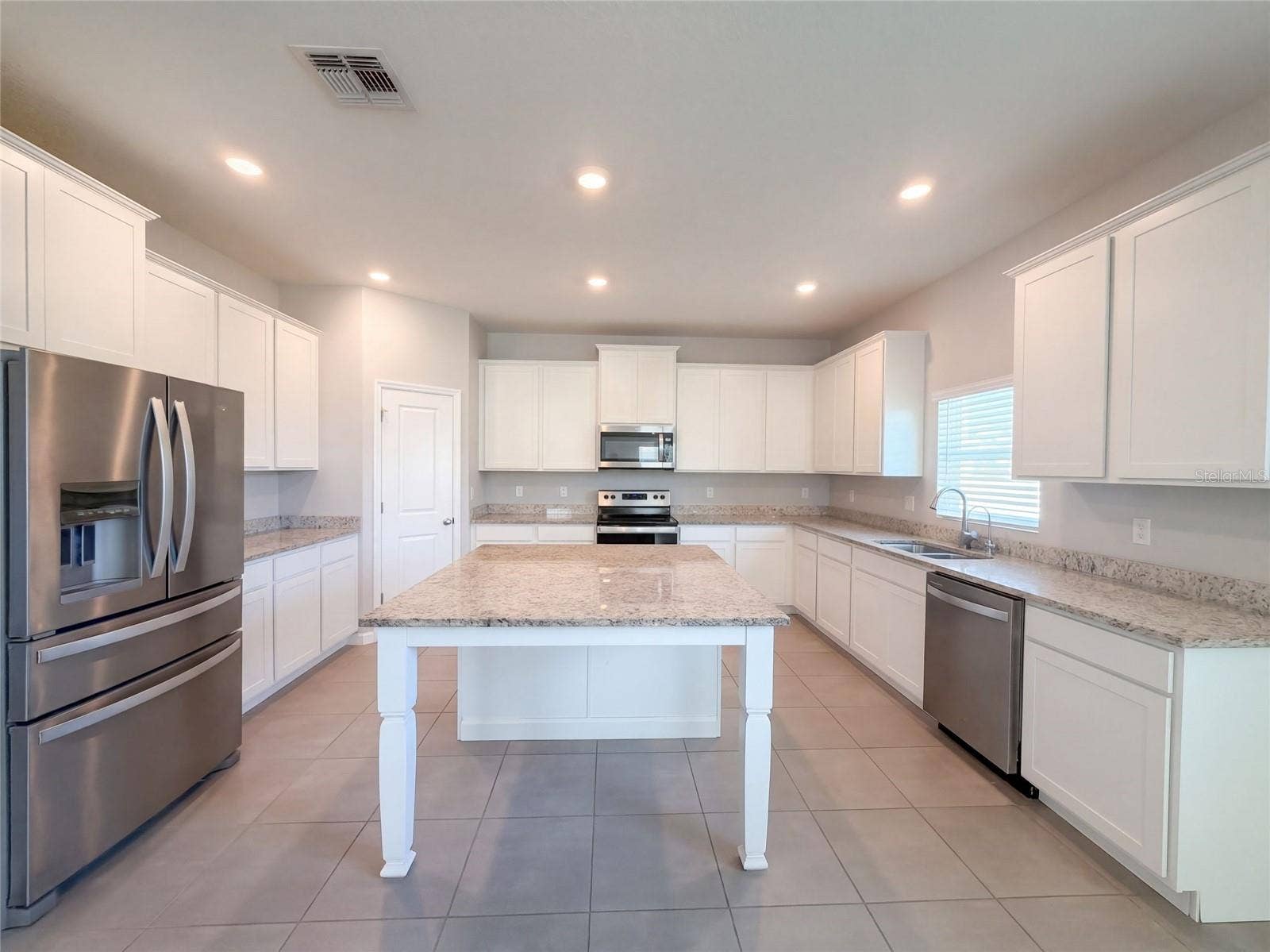 585 BARRIER REEF STREET, Ruskin, FL 33570
