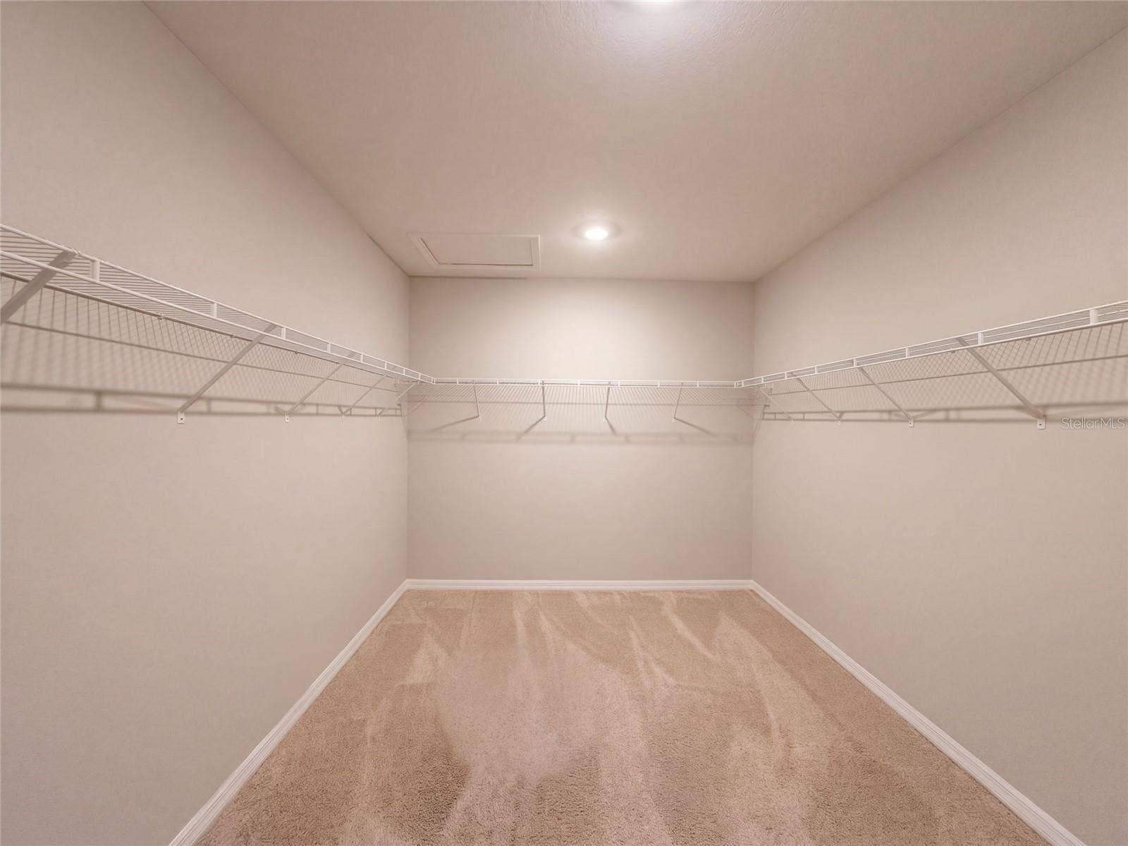 585 BARRIER REEF STREET, Ruskin, FL 33570
