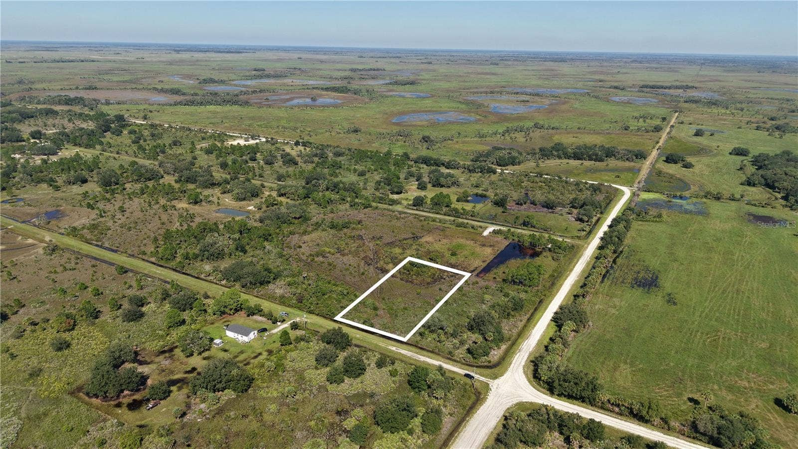 16065 NW 316TH ST, Okeechobee, FL 34972 16065 NW 316TH ST, Okeechobee, FL 34972
