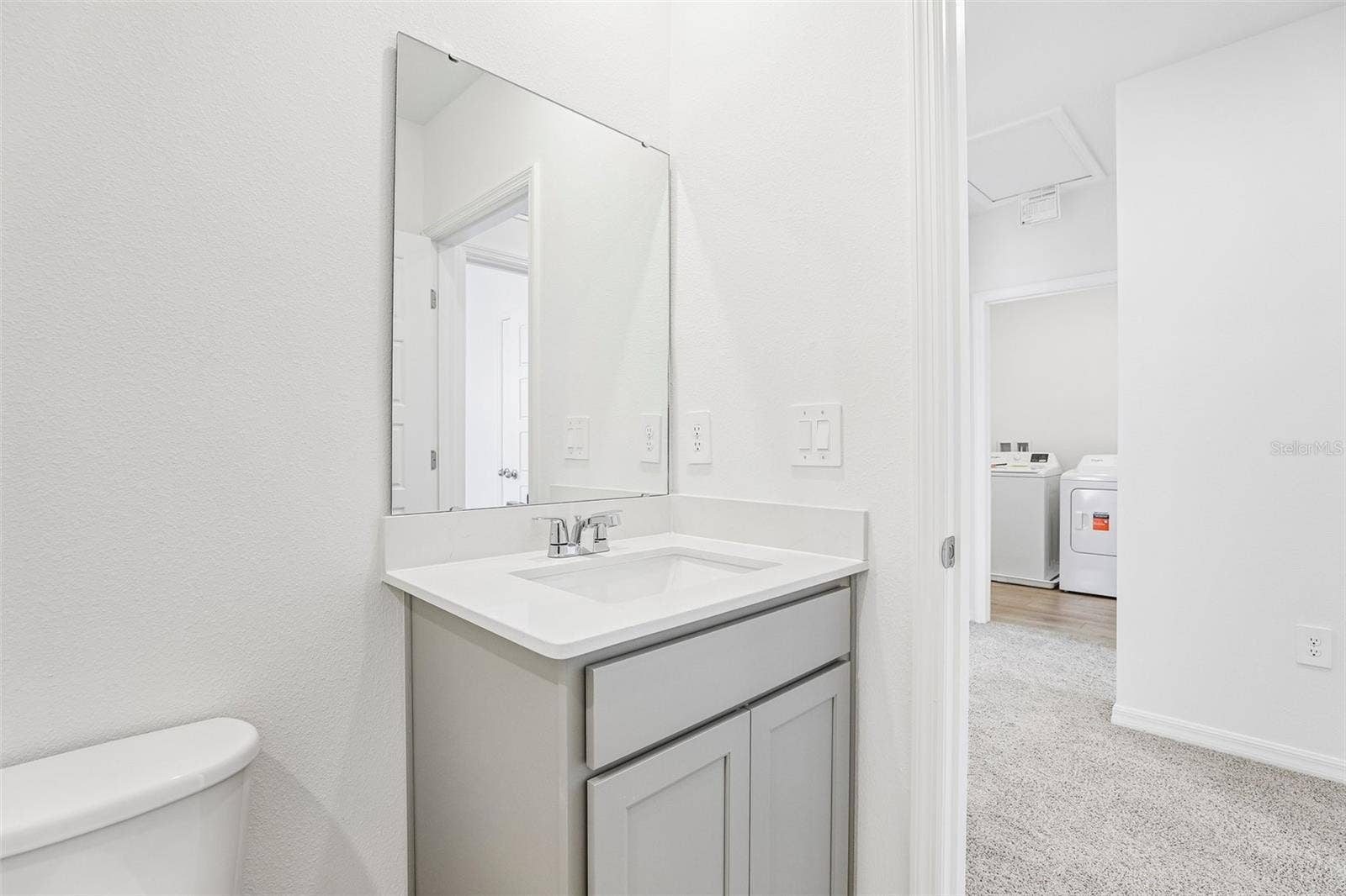 4565 BARBERRY AVENUE, Lakeland, FL 33811 4565 BARBERRY AVENUE, Lakeland, FL 33811