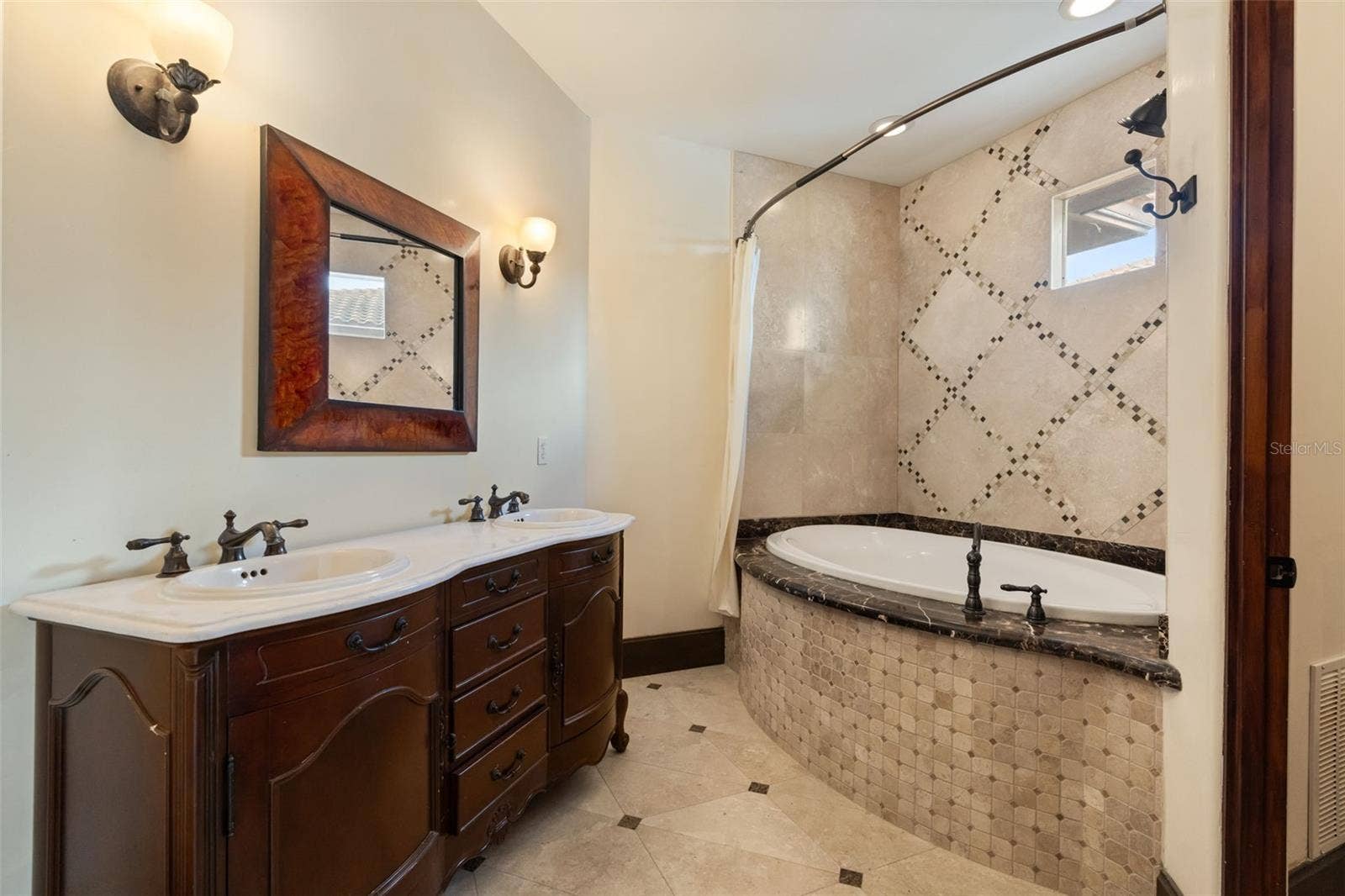 10226 WITTENBERG WAY, Orlando, FL 32832 10226 WITTENBERG WAY, Orlando, FL 32832