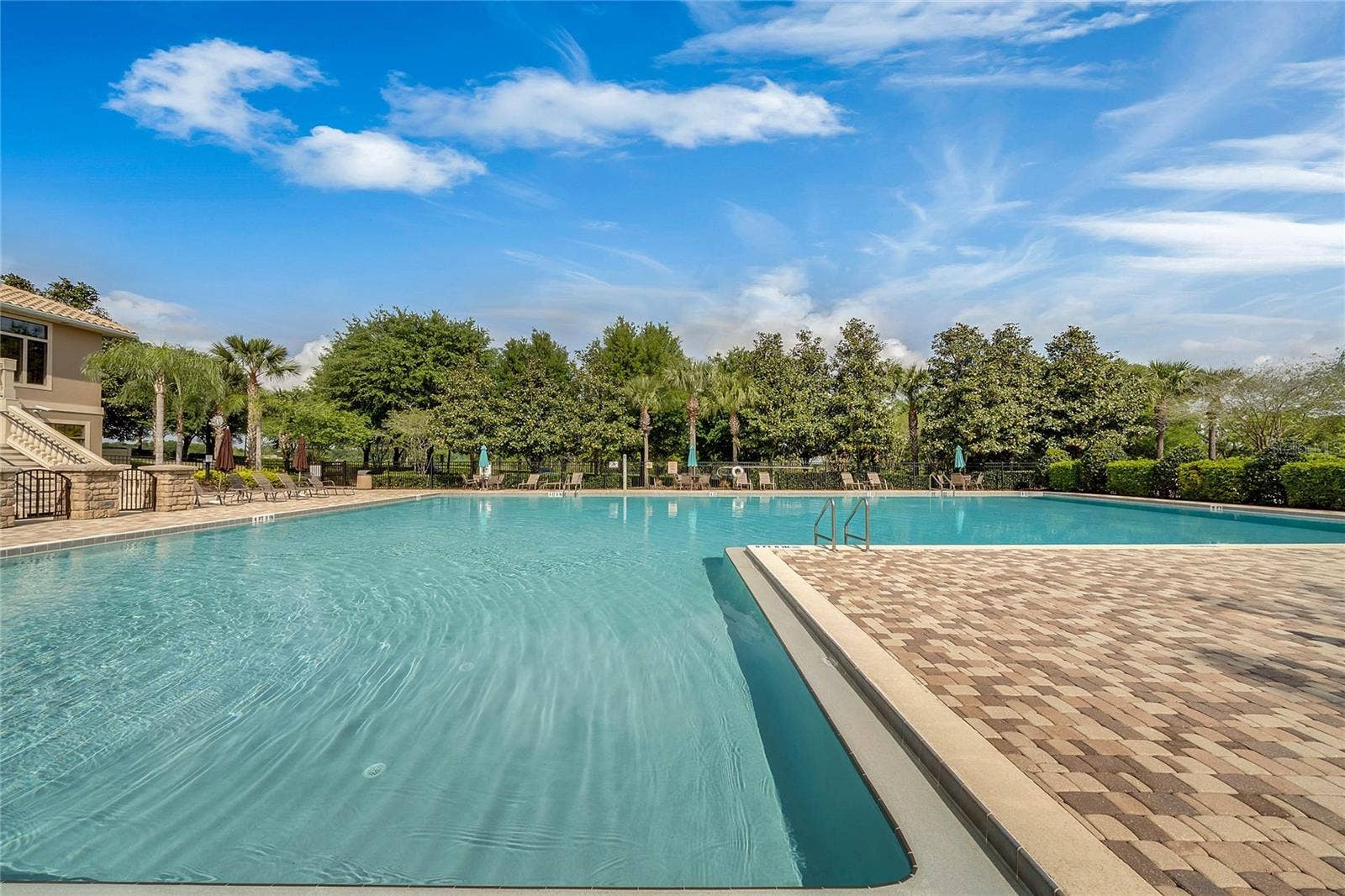 6025 CLAYSTONE WAY, Mount Dora, FL 32757
