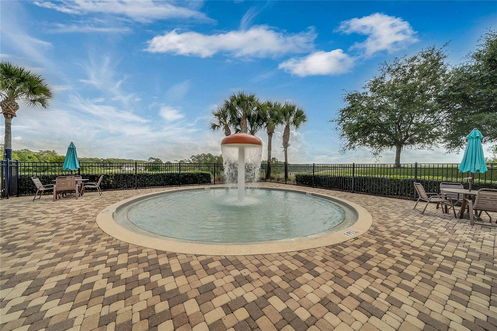 6025 CLAYSTONE WAY, Mount Dora, FL 32757