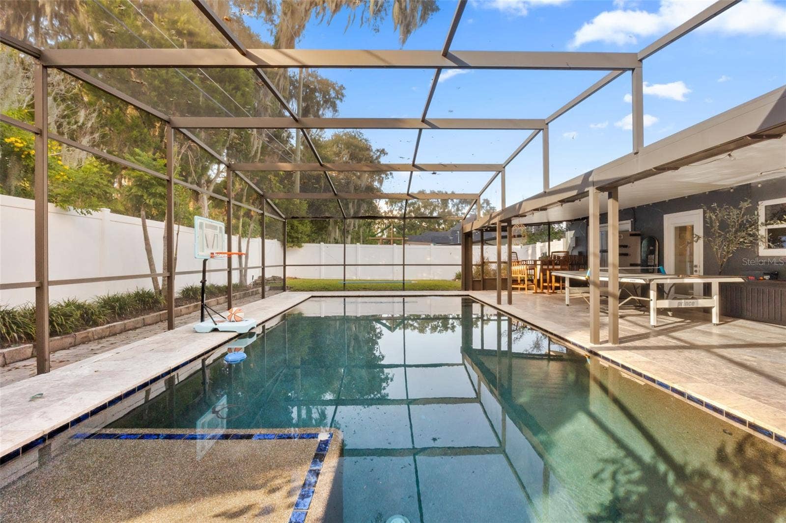 616 STRATHMORE DRIVE, Orlando, FL 32803 616 STRATHMORE DRIVE, Orlando, FL 32803