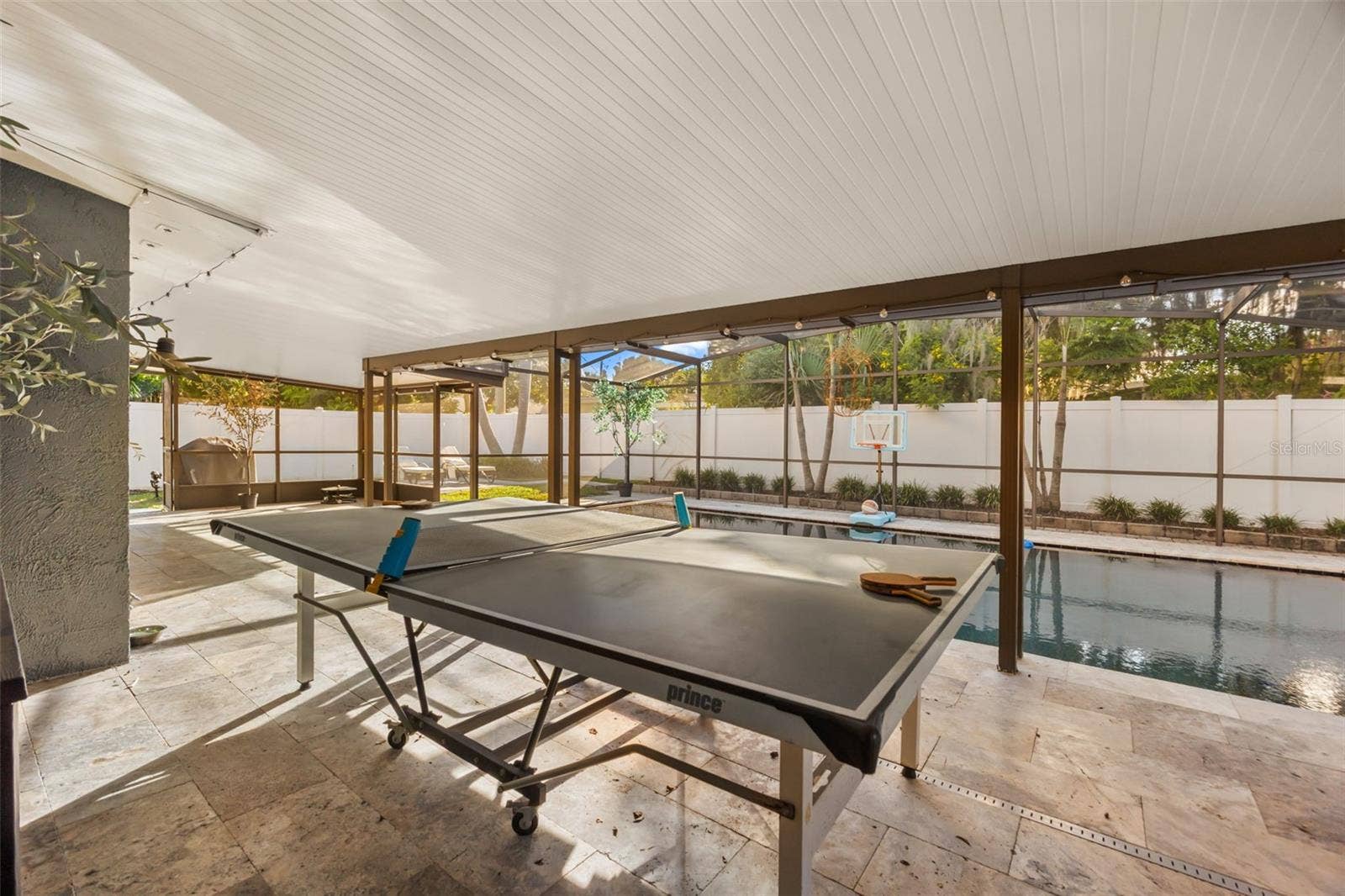 616 STRATHMORE DRIVE, Orlando, FL 32803 616 STRATHMORE DRIVE, Orlando, FL 32803