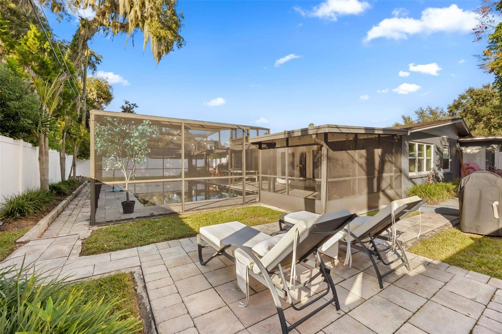 616 STRATHMORE DRIVE, Orlando, FL 32803 616 STRATHMORE DRIVE, Orlando, FL 32803