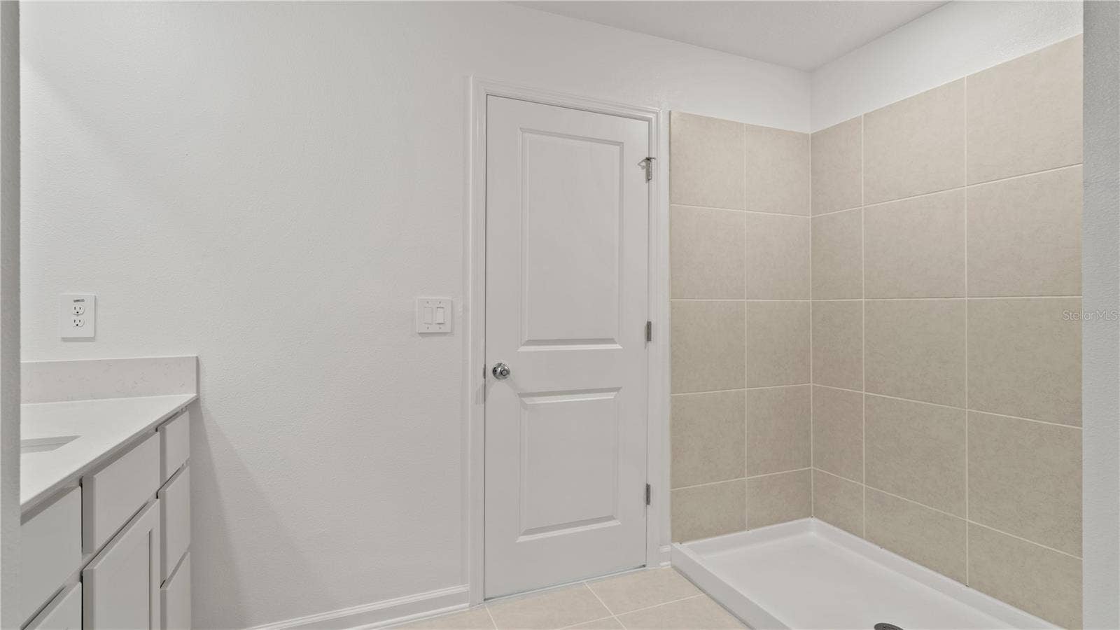 1600 WILLOW GARDEN LOOP, Eustis, FL 32726 1600 WILLOW GARDEN LOOP, Eustis, FL 32726