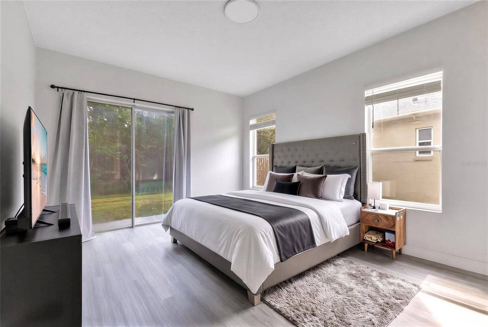 2165 THE OAKS BOULEVARD, Kissimmee, FL 34746 2165 THE OAKS BOULEVARD, Kissimmee, FL 34746