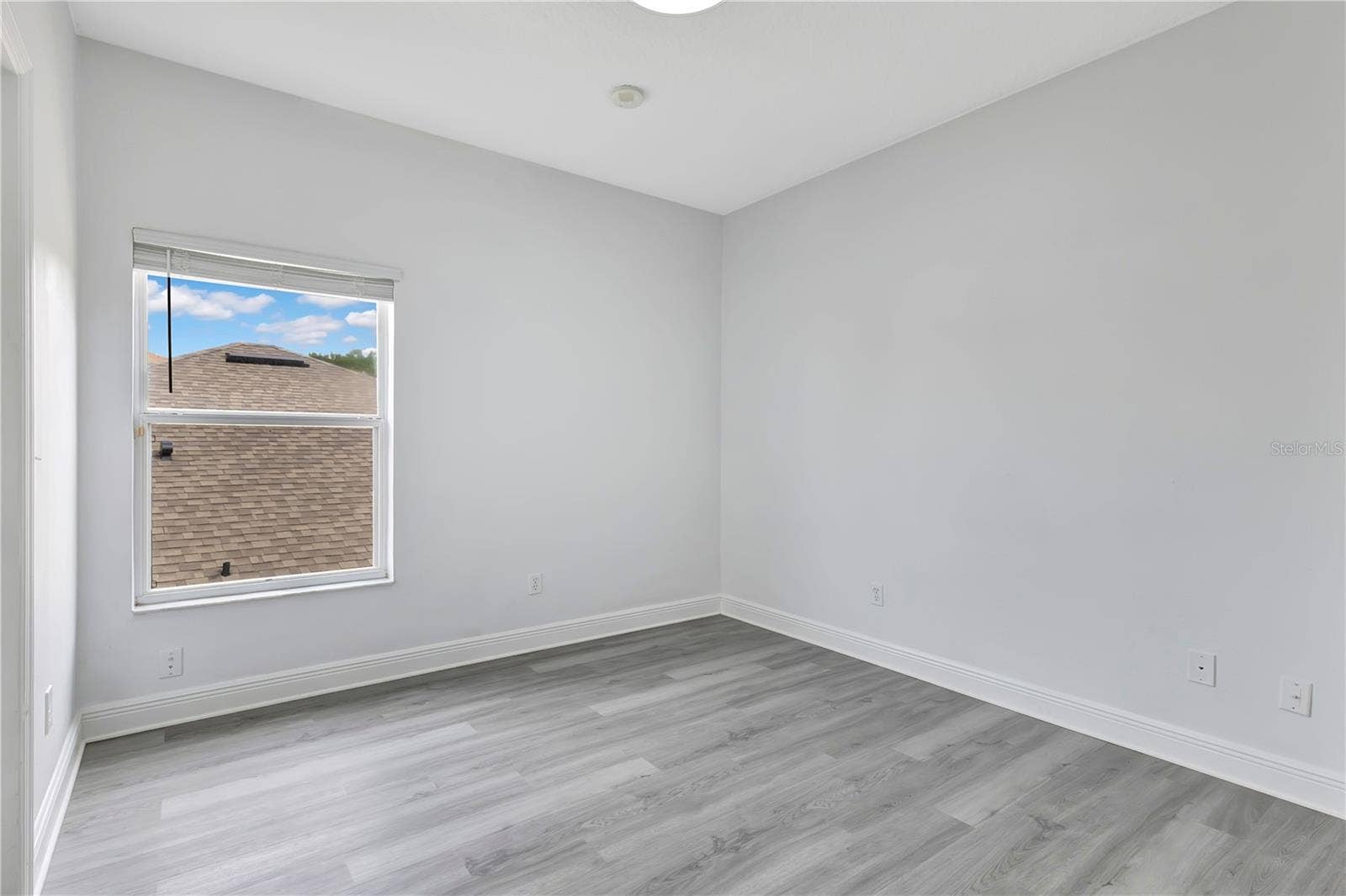 2165 THE OAKS BOULEVARD, Kissimmee, FL 34746 2165 THE OAKS BOULEVARD, Kissimmee, FL 34746