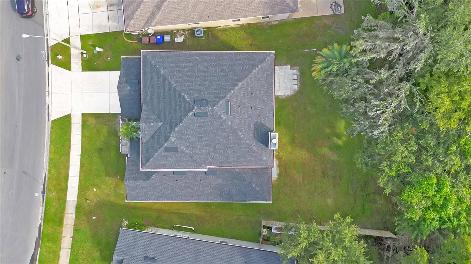 2165 THE OAKS BOULEVARD, Kissimmee, FL 34746 2165 THE OAKS BOULEVARD, Kissimmee, FL 34746