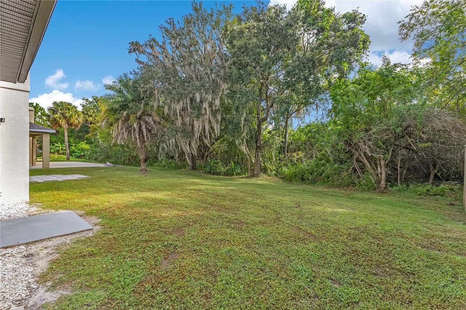 2165 THE OAKS BOULEVARD, Kissimmee, FL 34746 2165 THE OAKS BOULEVARD, Kissimmee, FL 34746