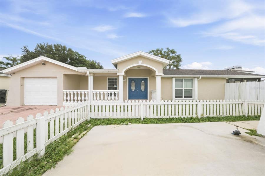 Property photo for 10102 HICKORY HOLLOW COURT, Tampa, FL