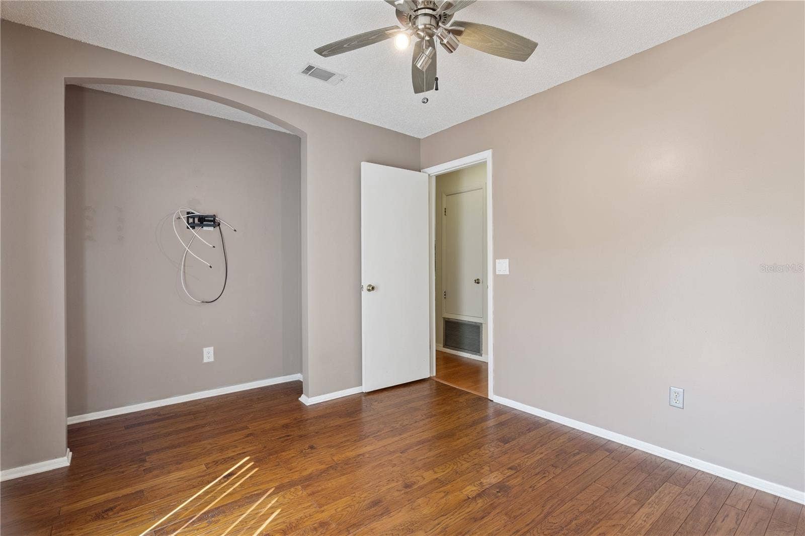 440 EVESHAM PLACE, Longwood, FL 32779